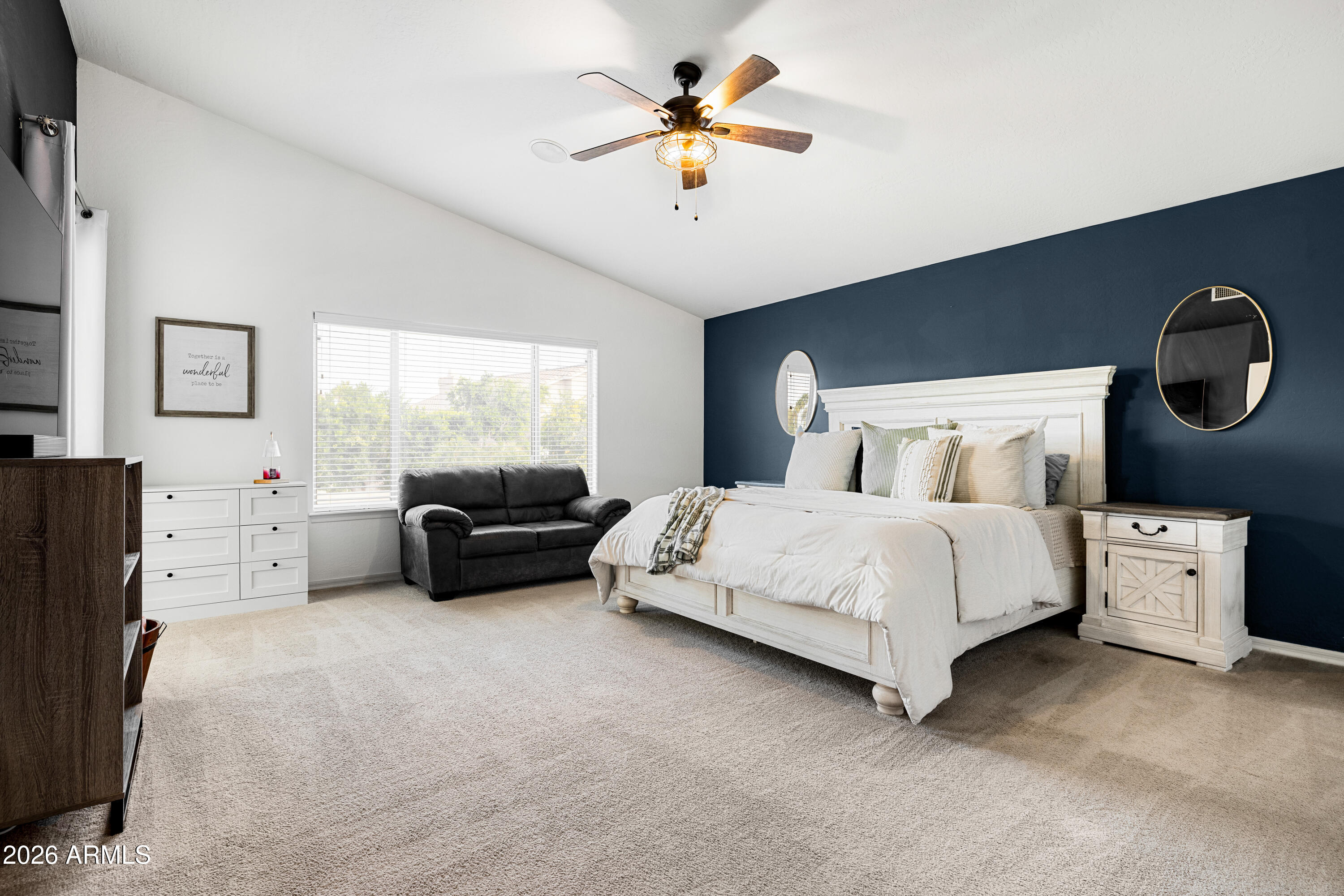 7042 W MORNING DOVE Drive