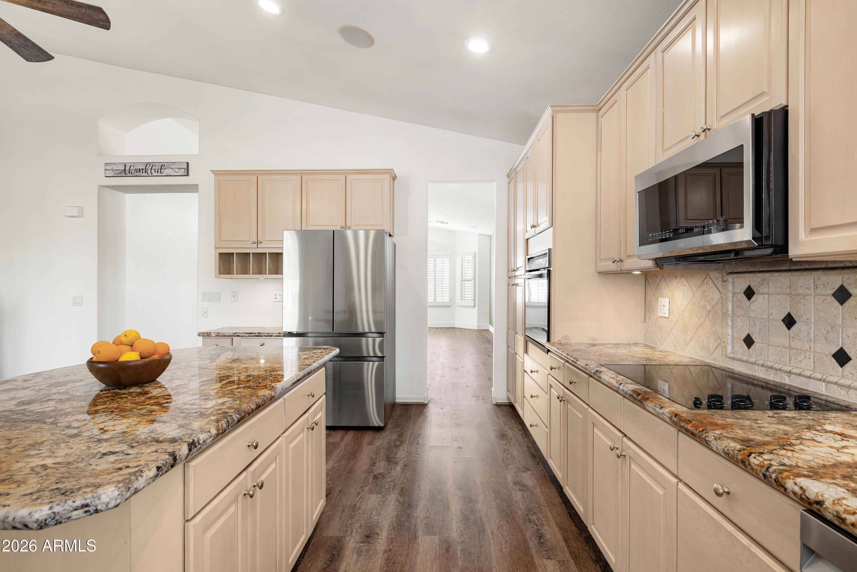 7042 W MORNING DOVE Drive