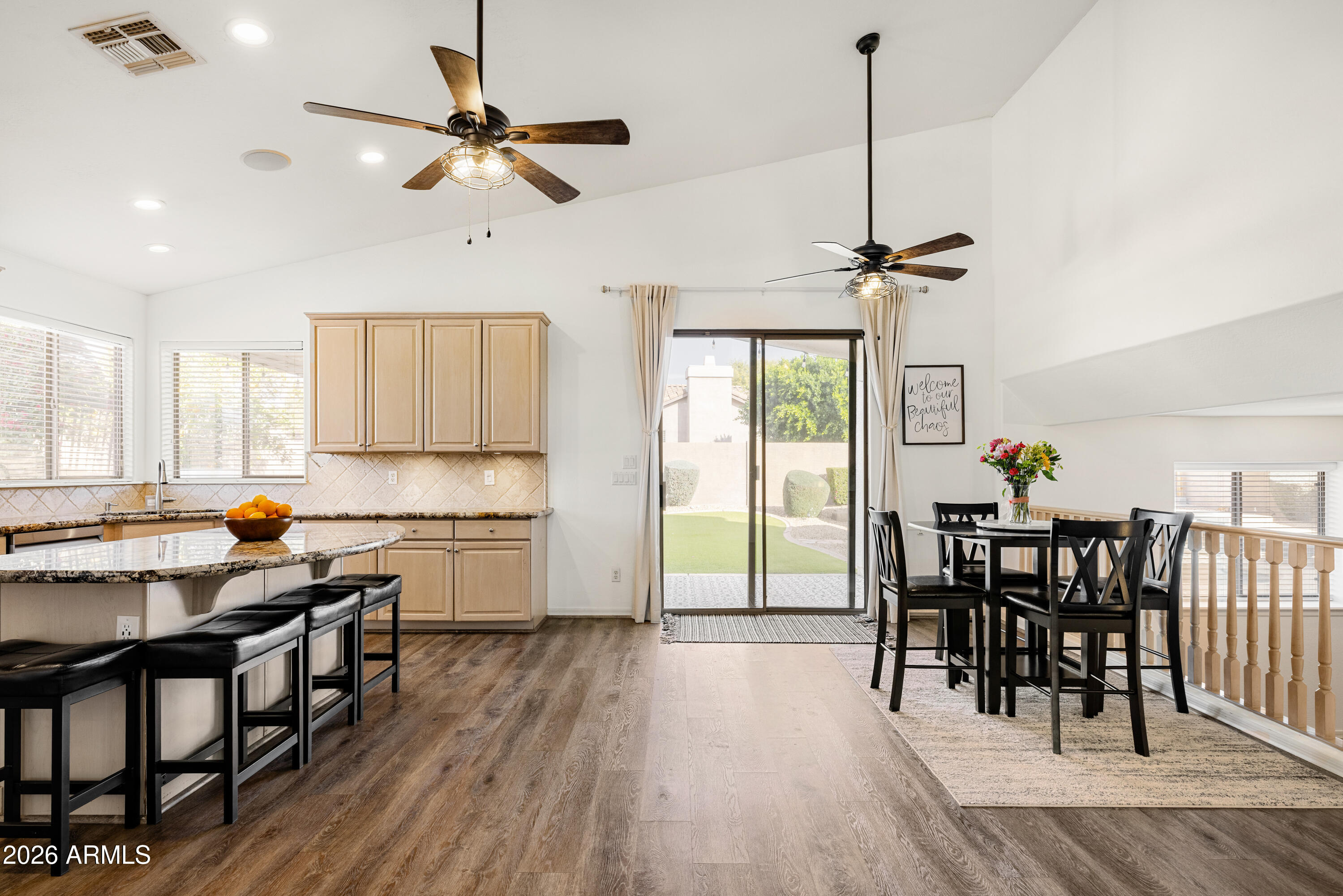 7042 W MORNING DOVE Drive