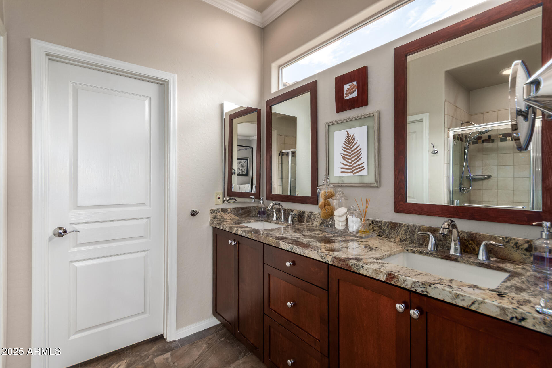 19475 N GRAYHAWK Drive 2121