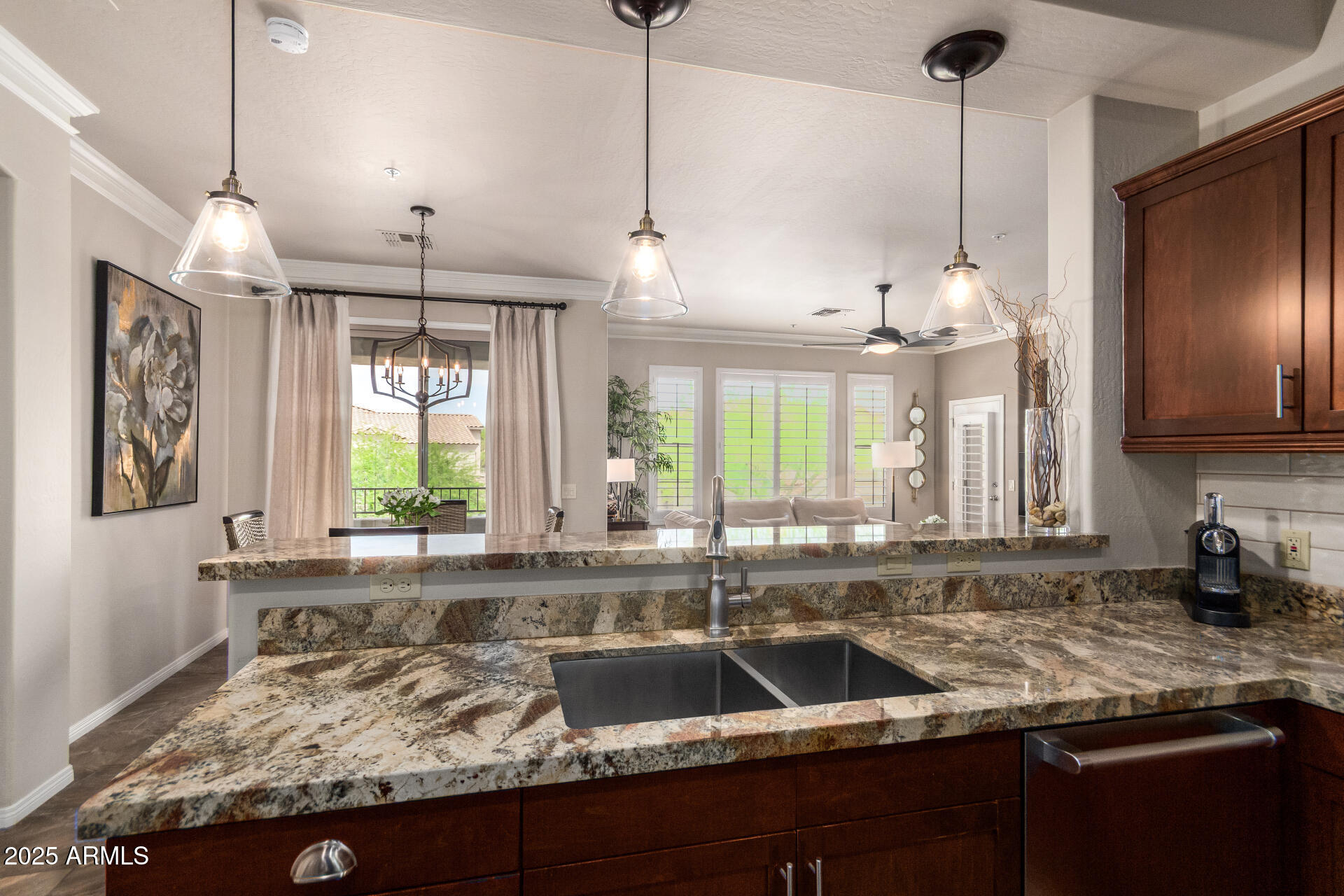 19475 N GRAYHAWK Drive 2121