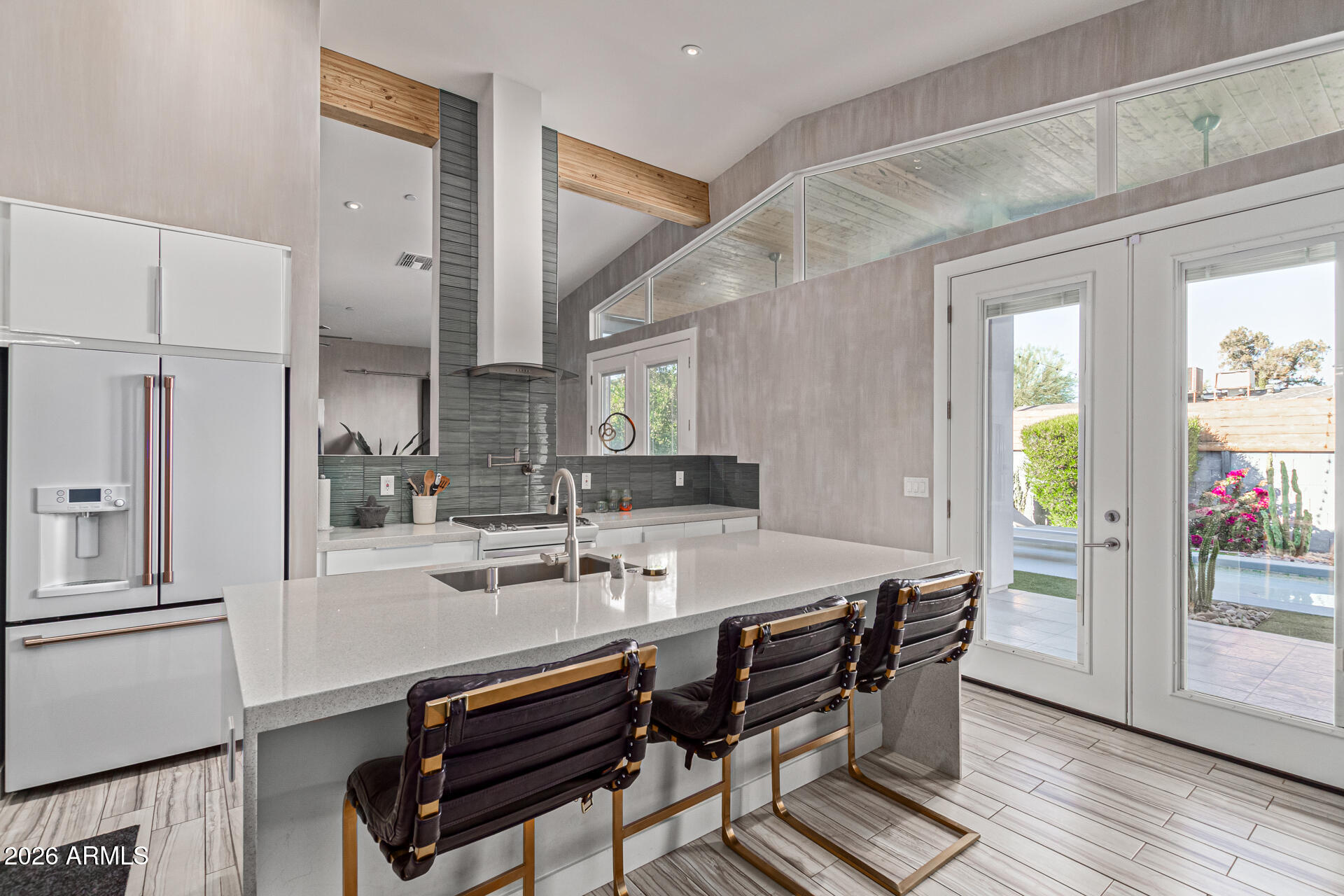 8302 E HEATHERBRAE Drive