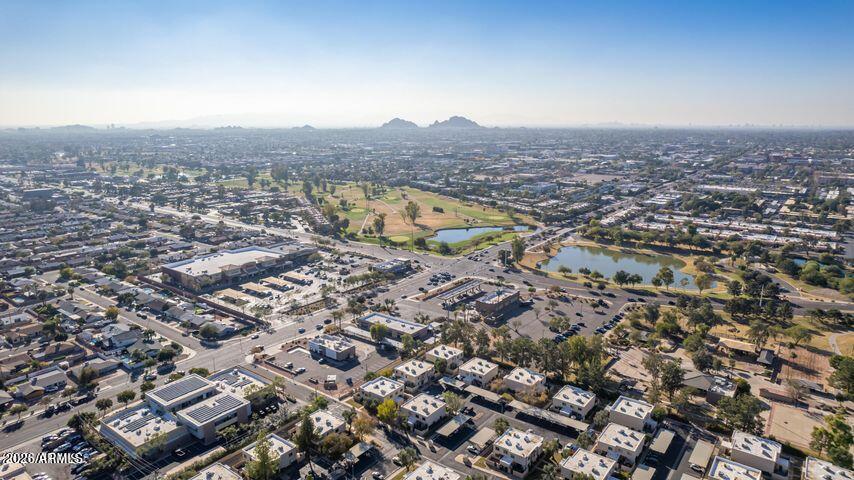 8302 E HEATHERBRAE Drive