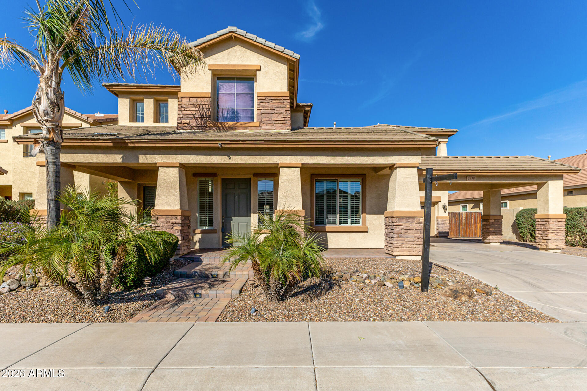 2438 E IRIS Drive