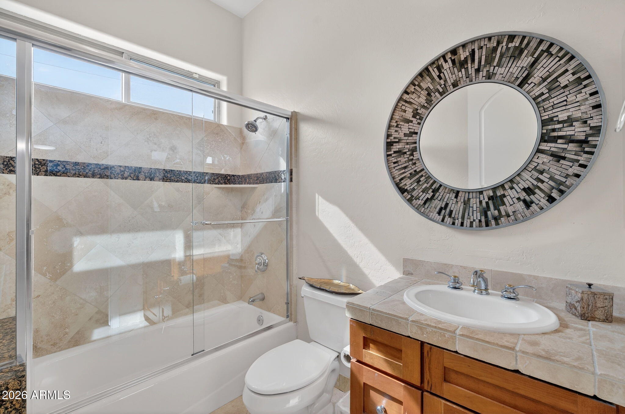 1343 E LUPINE Avenue