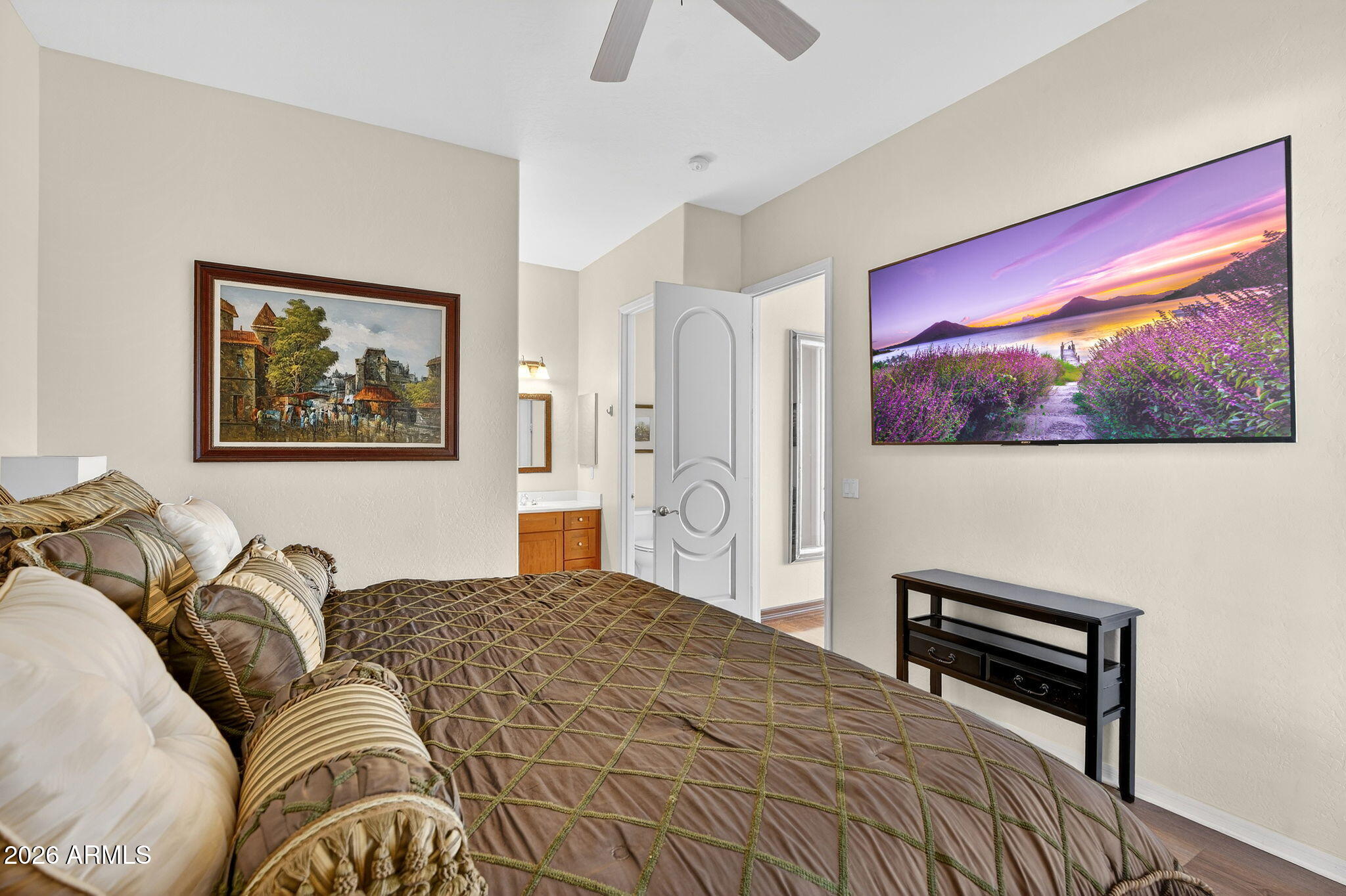 1343 E LUPINE Avenue