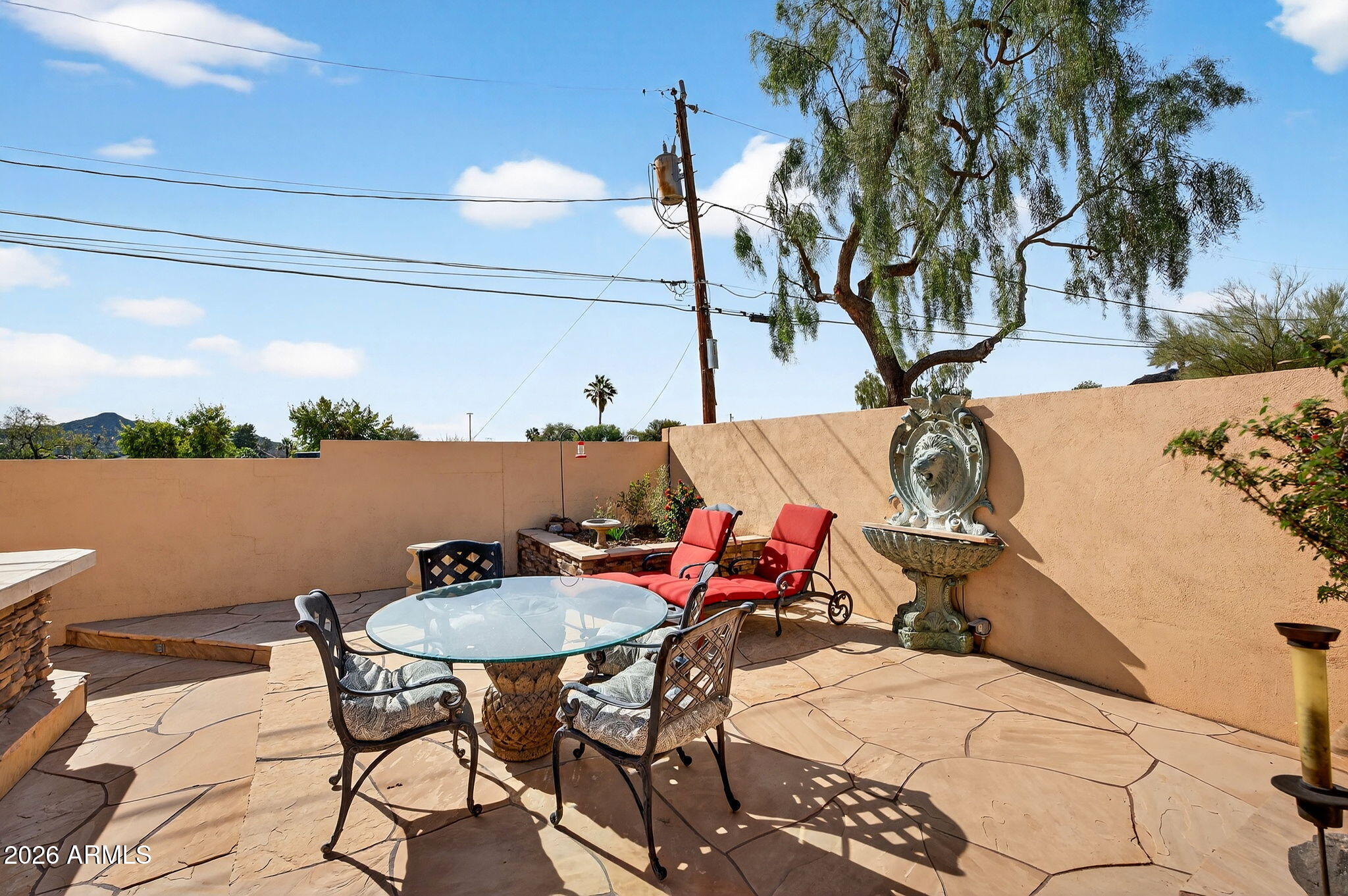 1343 E LUPINE Avenue