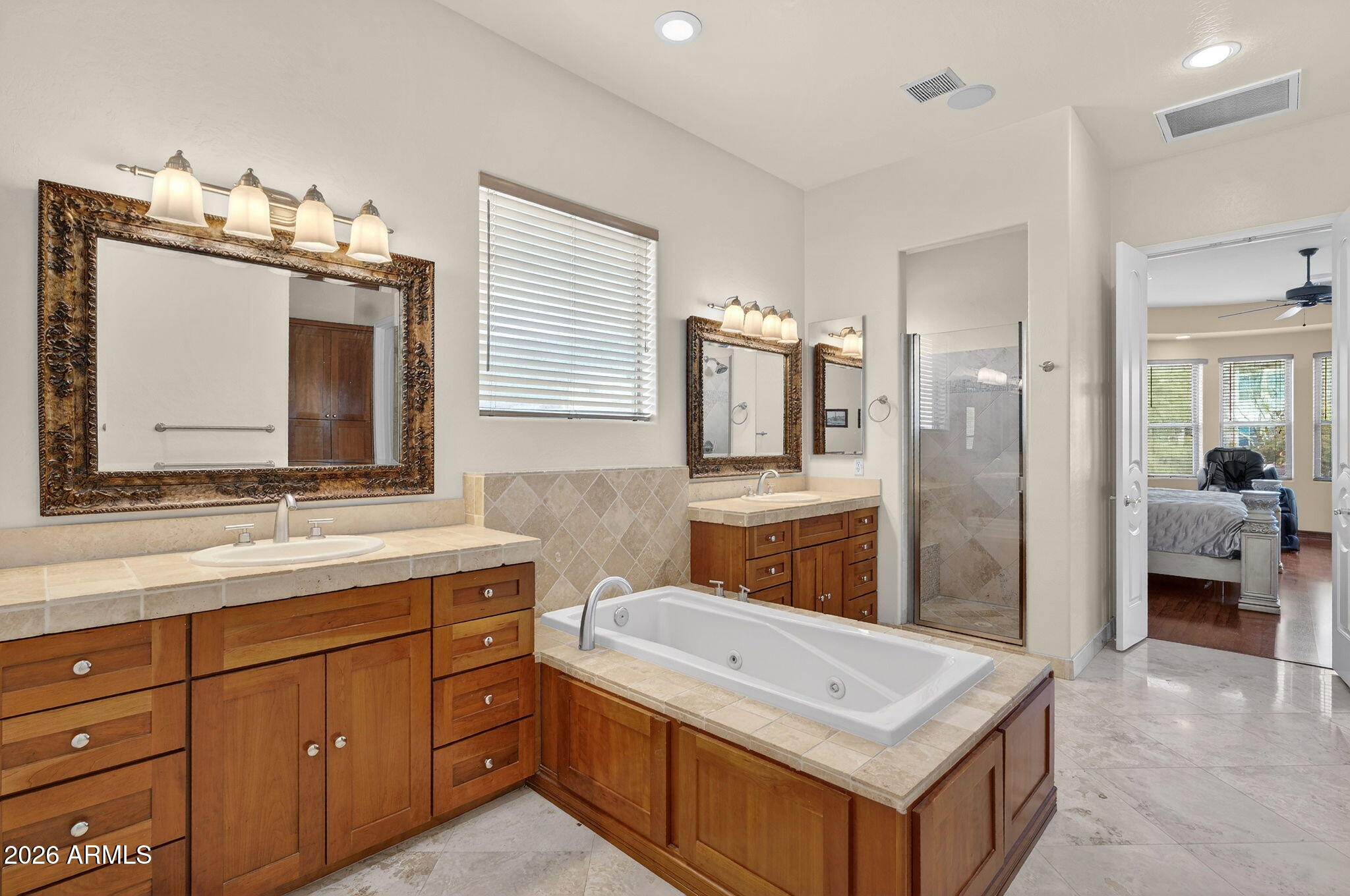 1343 E LUPINE Avenue