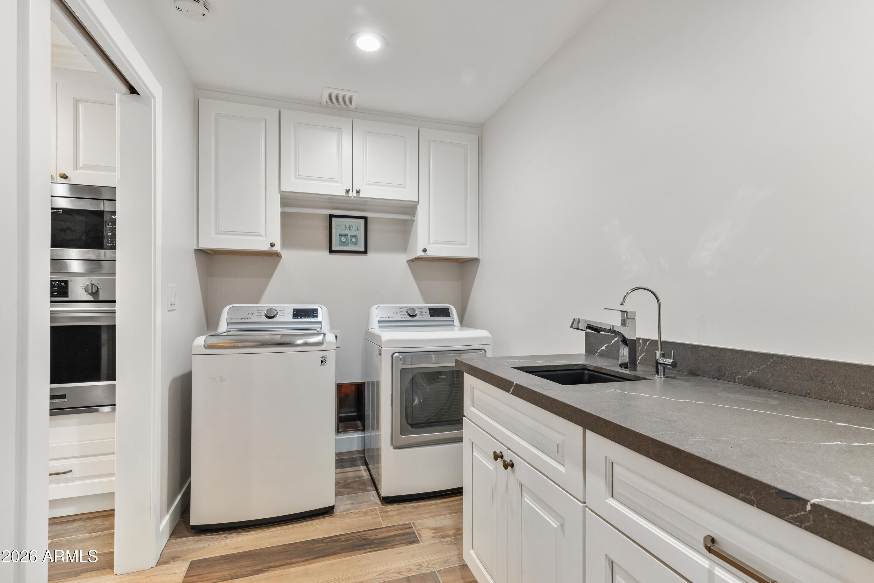 8571 E VIA DE ENCANTO