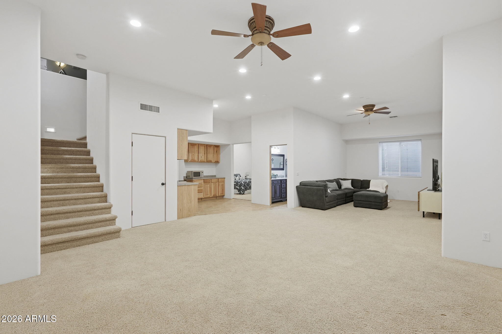 9435 E HOBART Circle