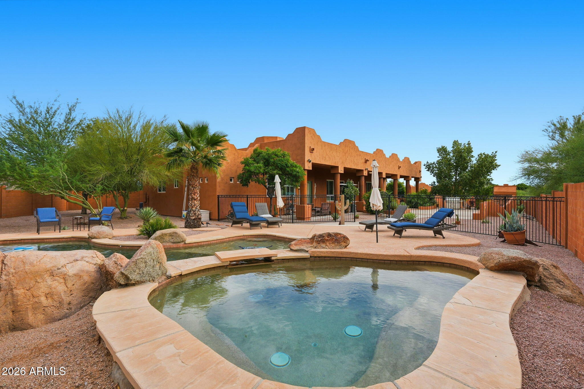 9435 E HOBART Circle