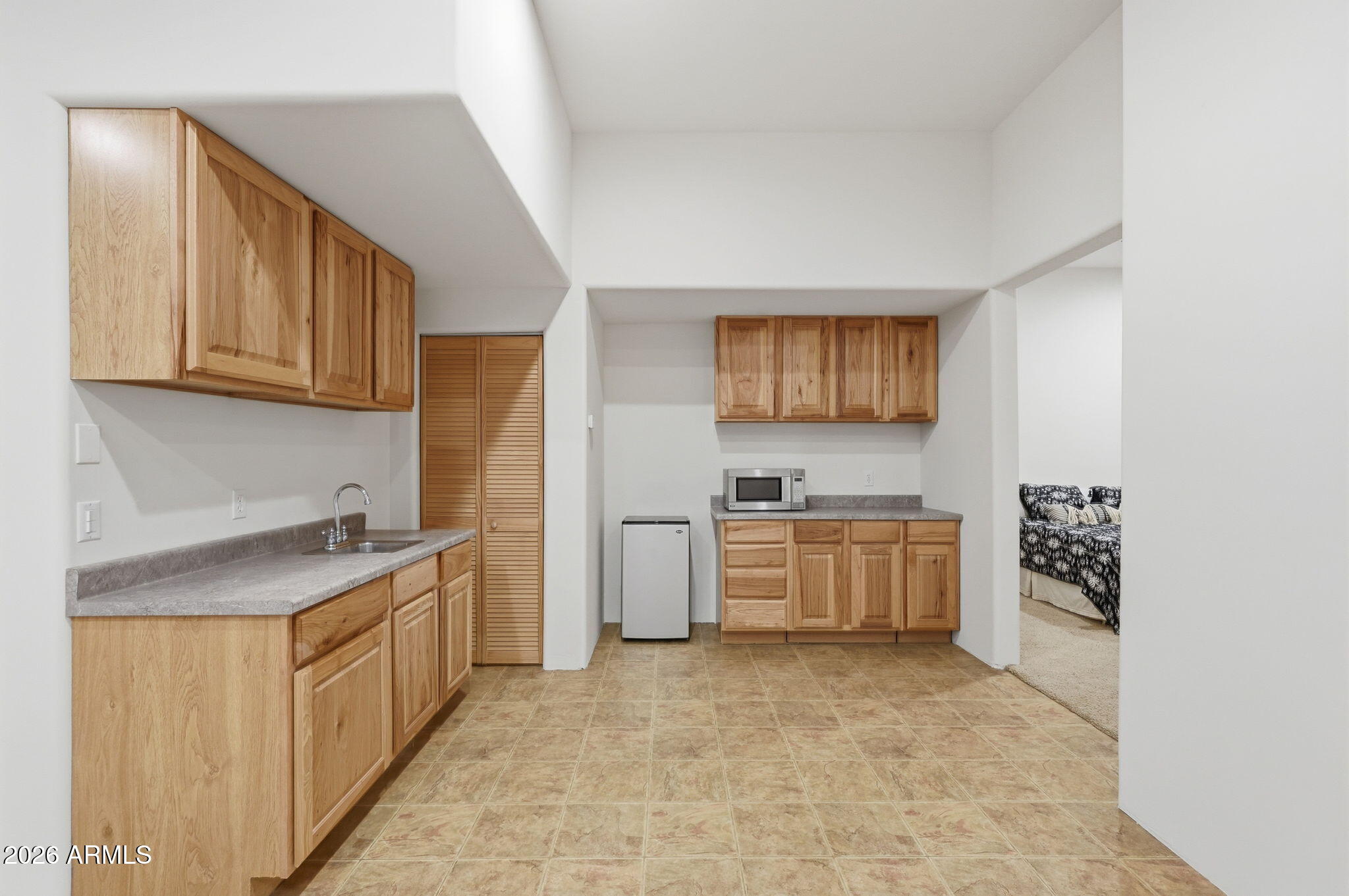 9435 E HOBART Circle