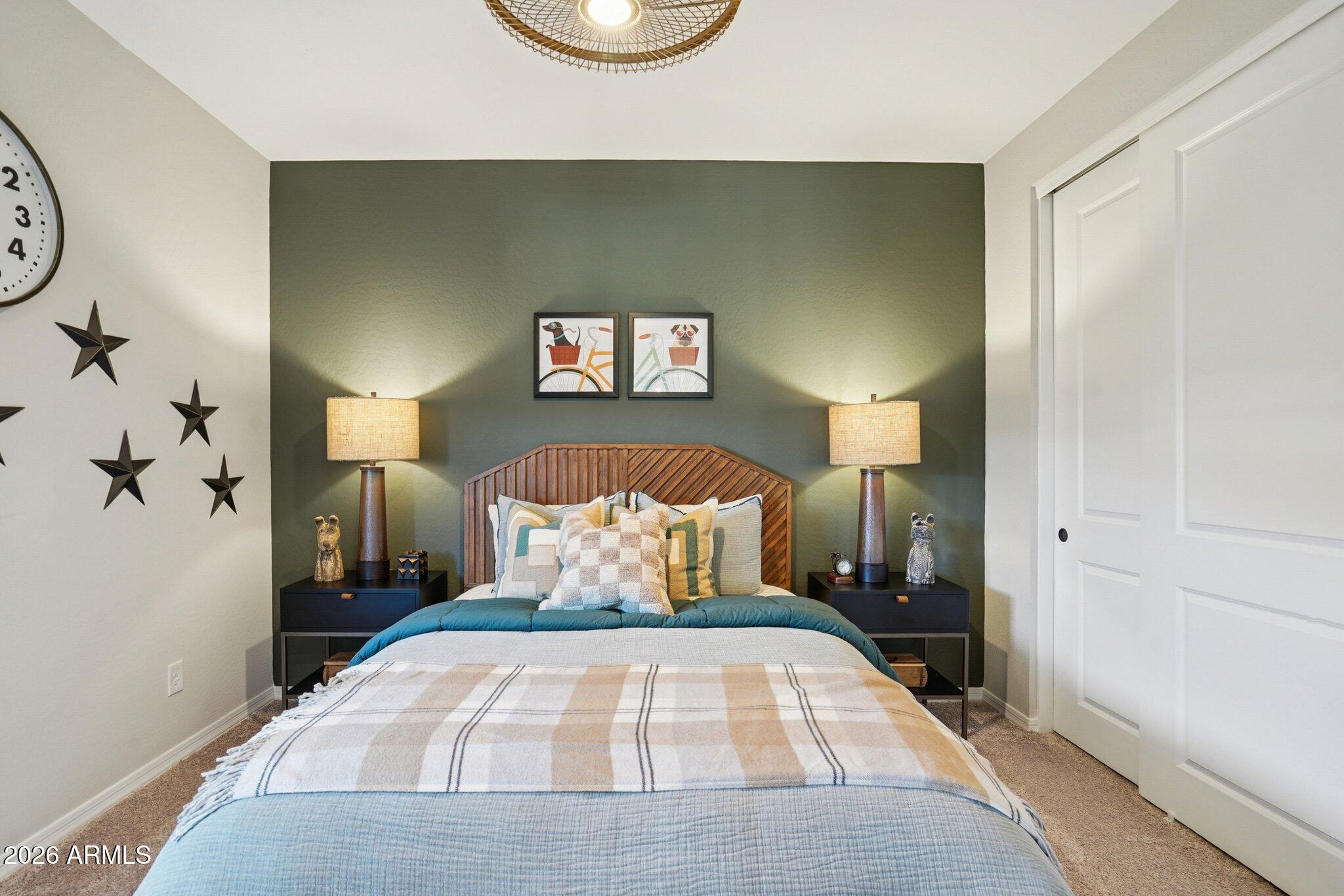 2551 E HOMESTEADER Road