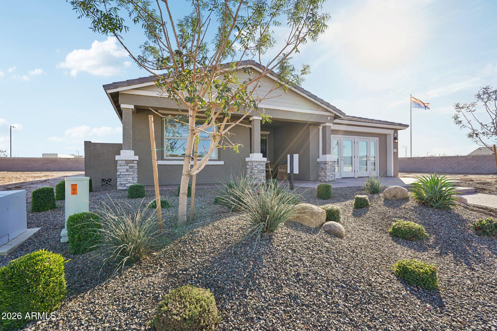 2551 E HOMESTEADER Road