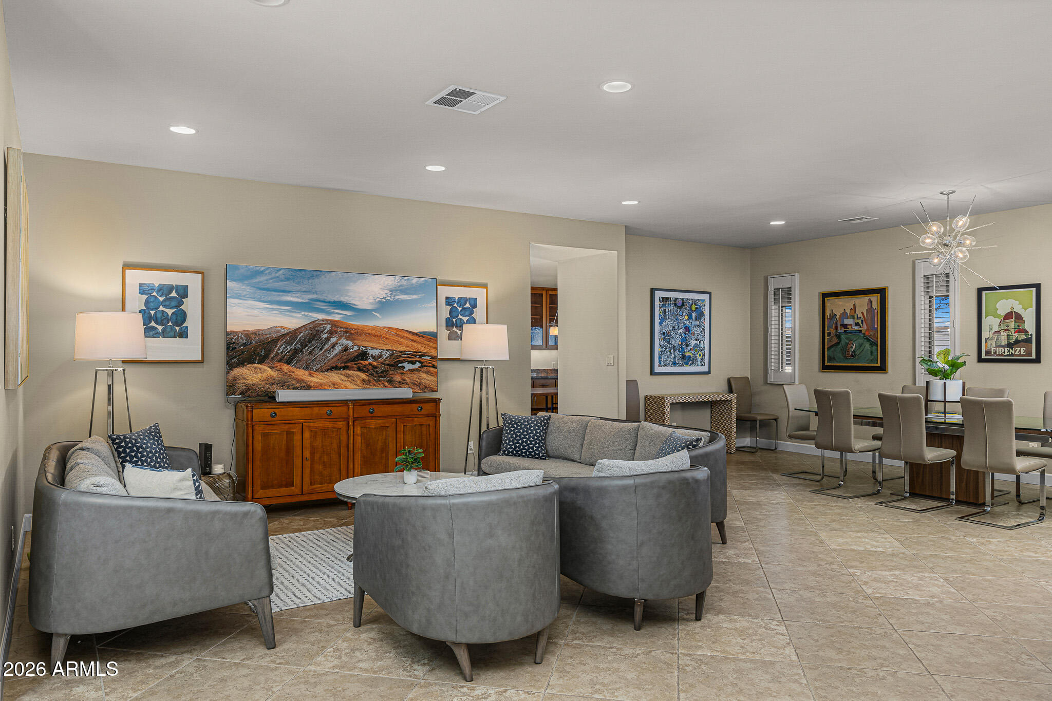 4634 E Mountain View Road