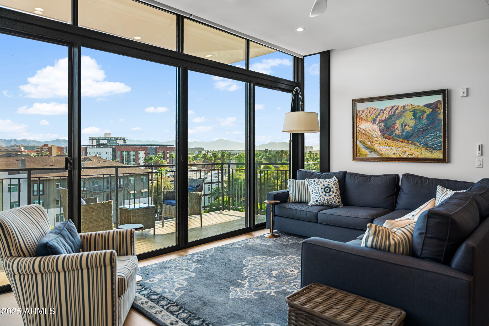 208 W PORTLAND Street 662