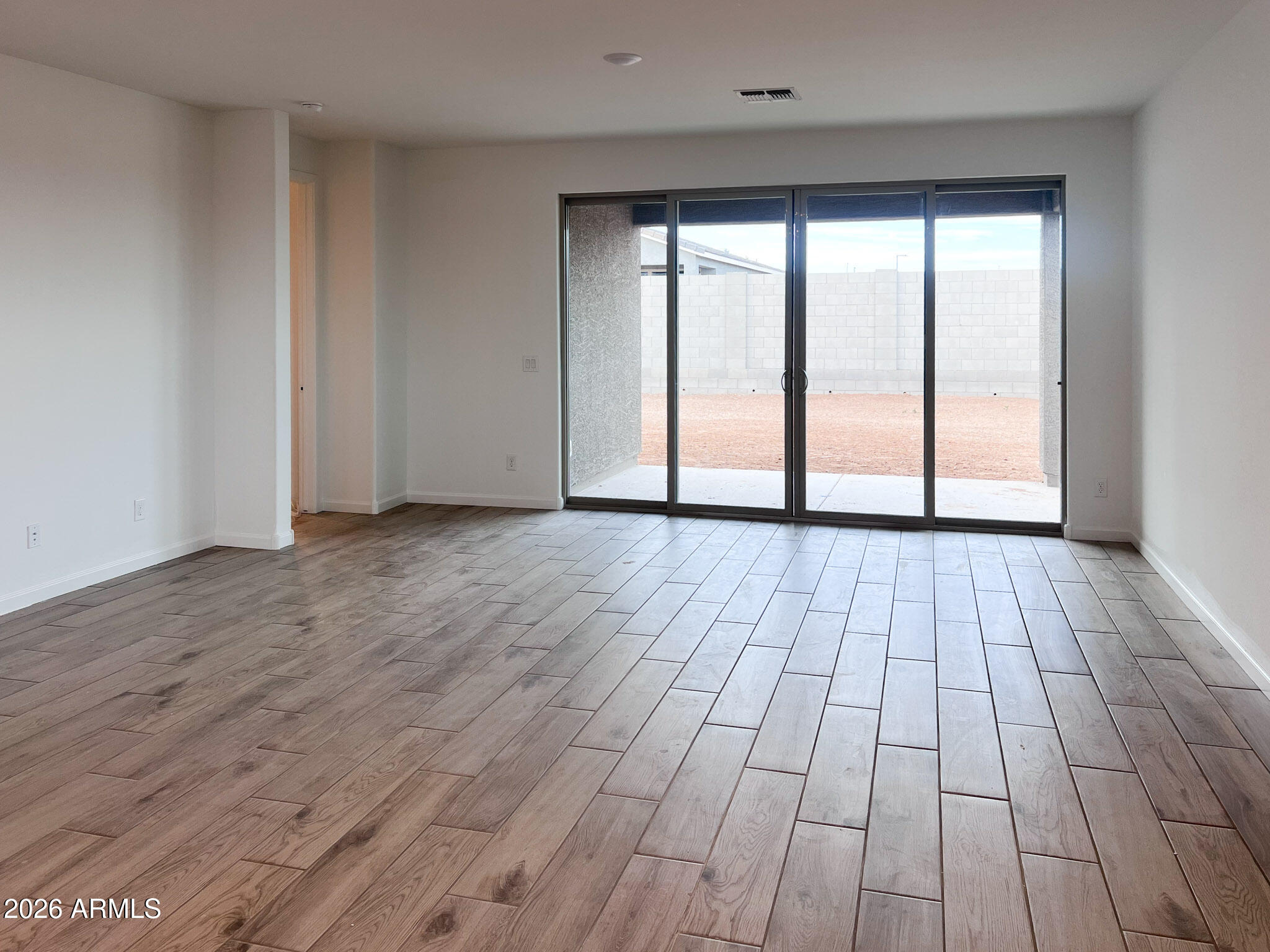 15704 W CAMDEN Avenue