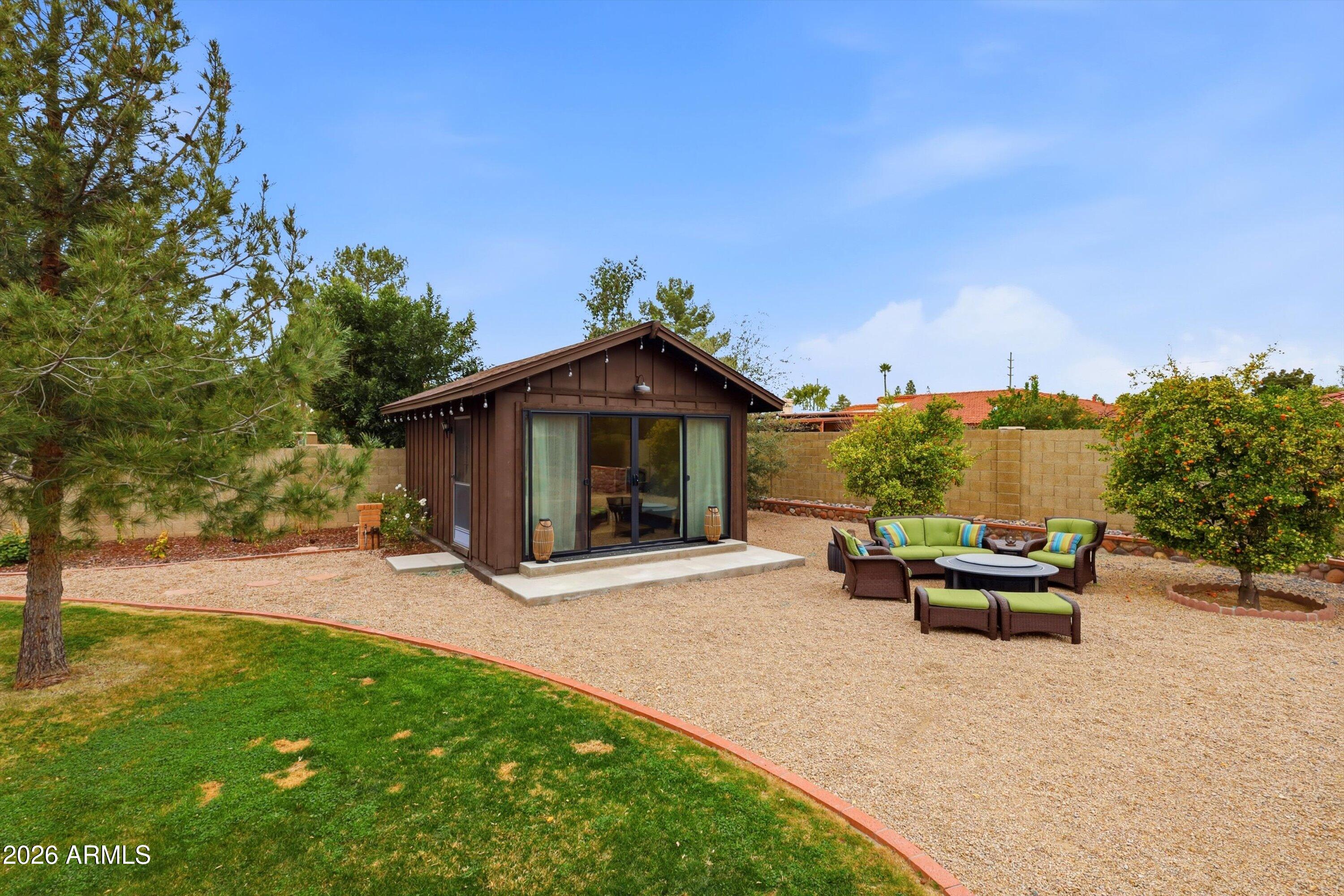 5234 E PARADISE Drive