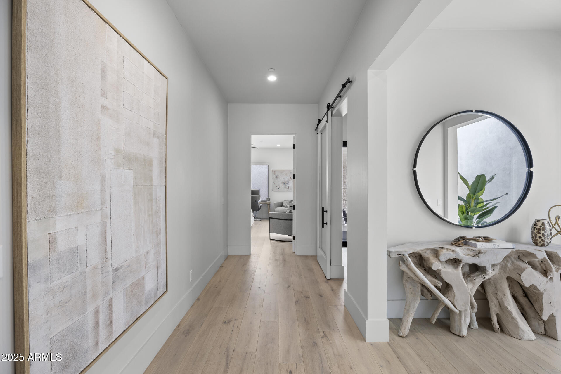 8520 E CACTUS WREN Road