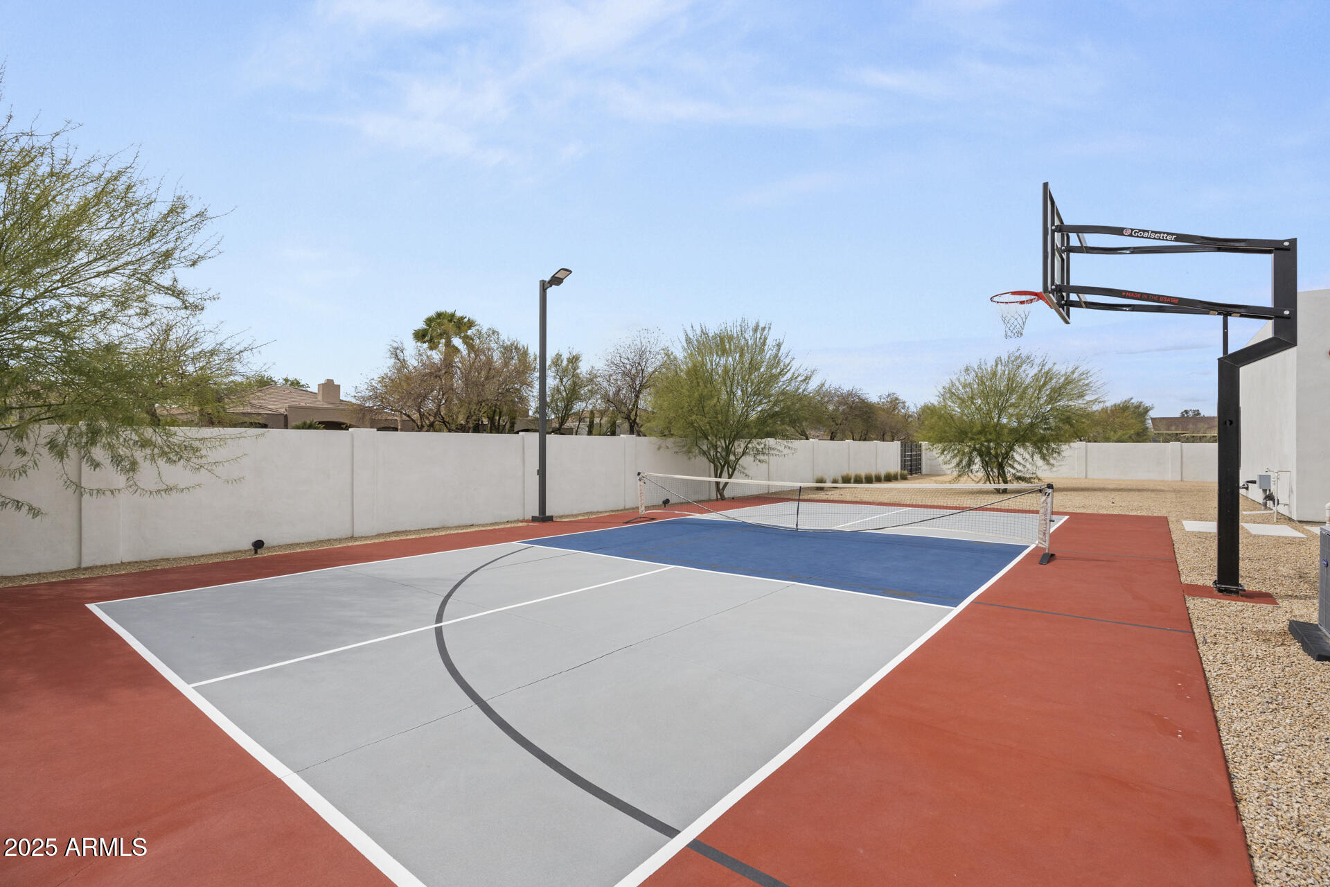 8520 E CACTUS WREN Road