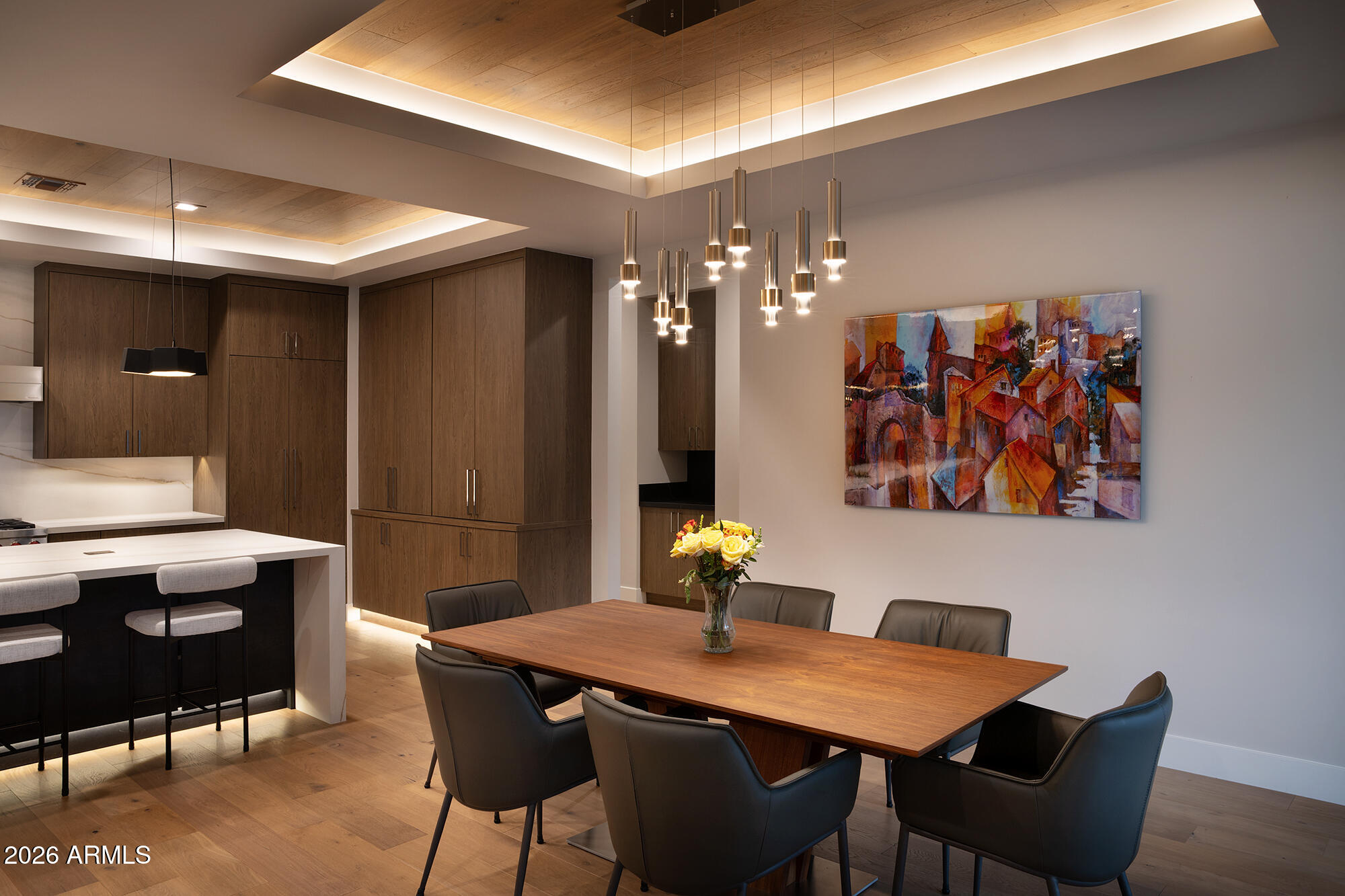 7052 E IVYGLEN Circle