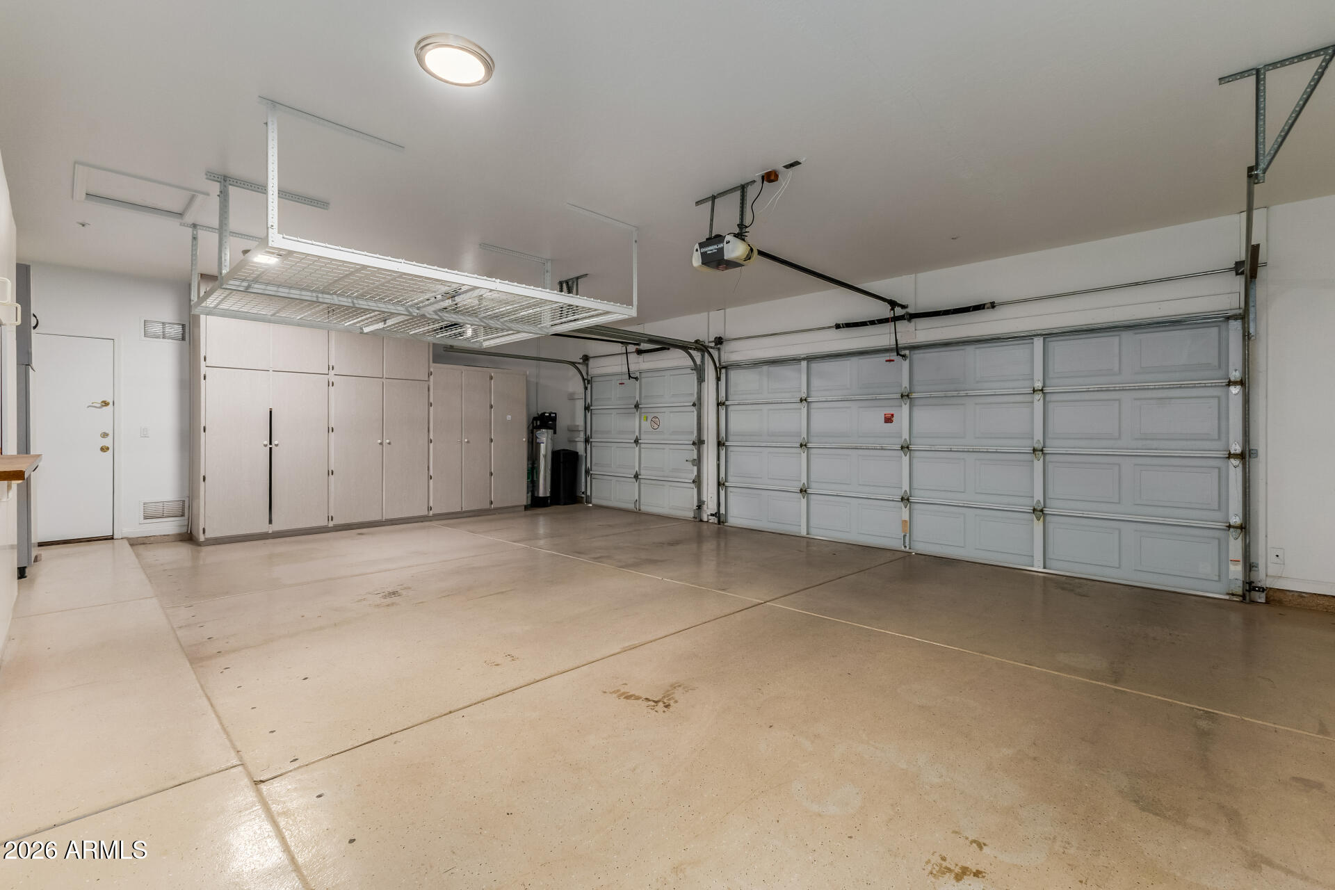 10872 E RAINTREE Drive