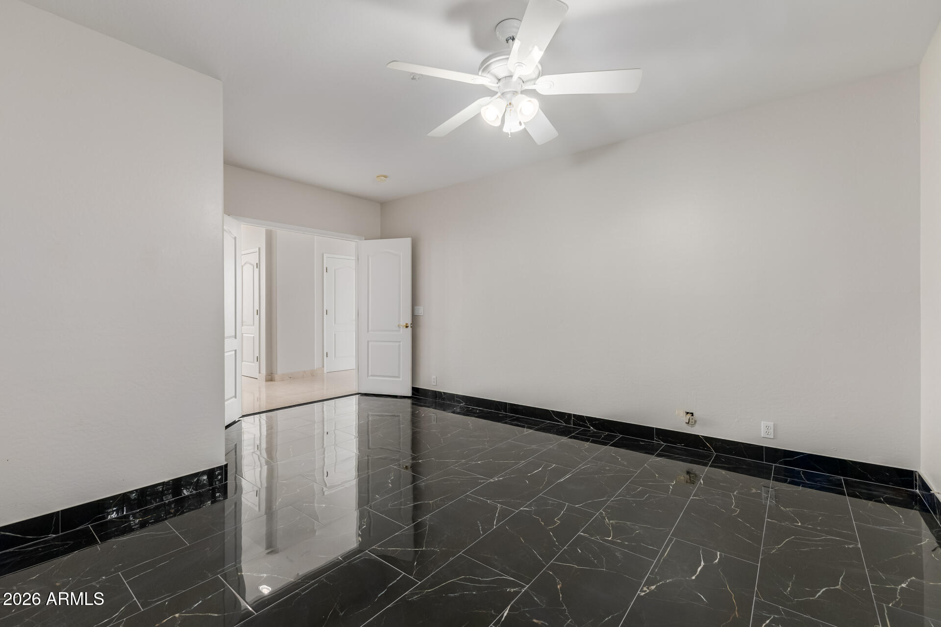 10872 E RAINTREE Drive