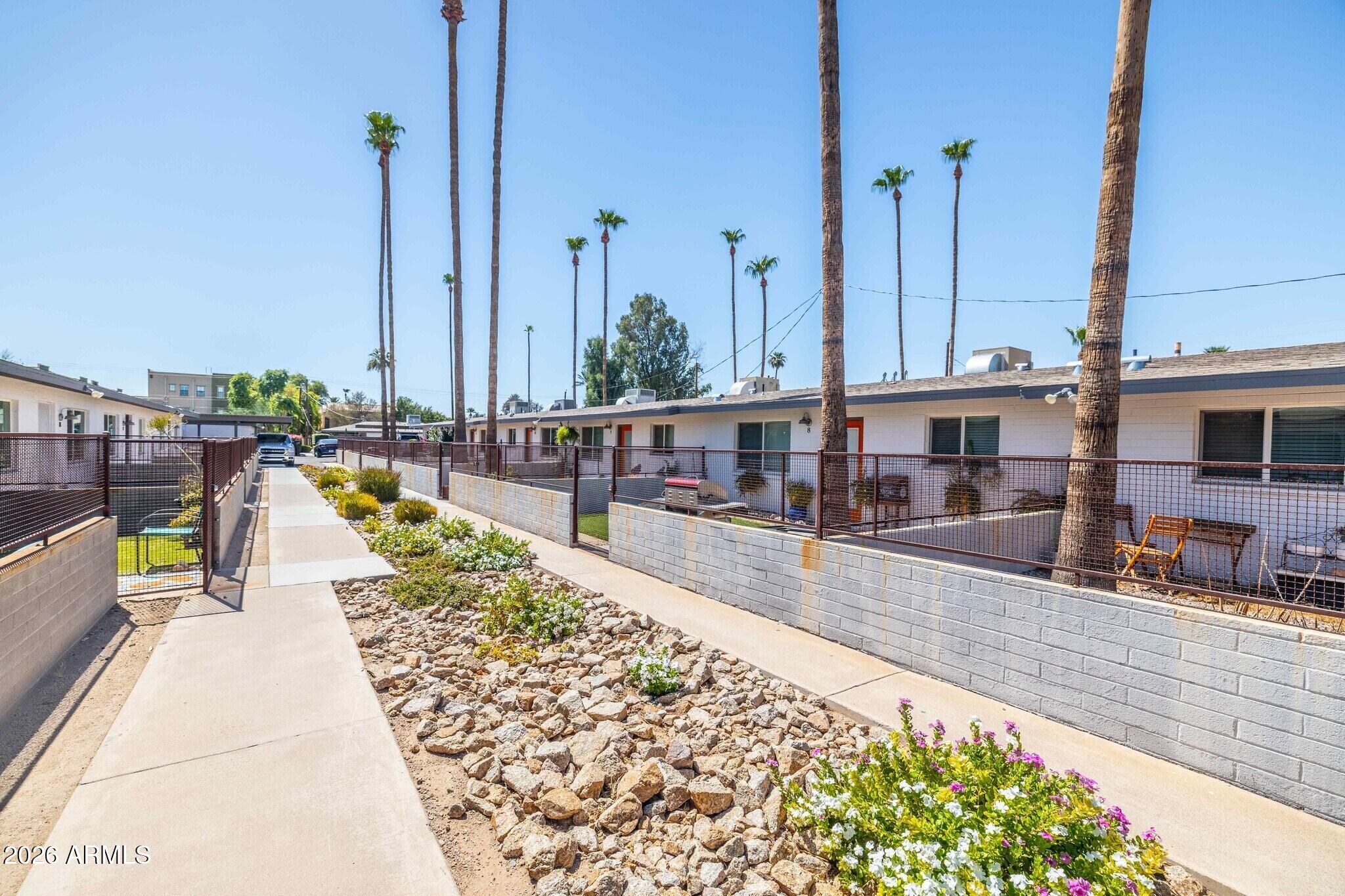 4231 N 27TH Street 10