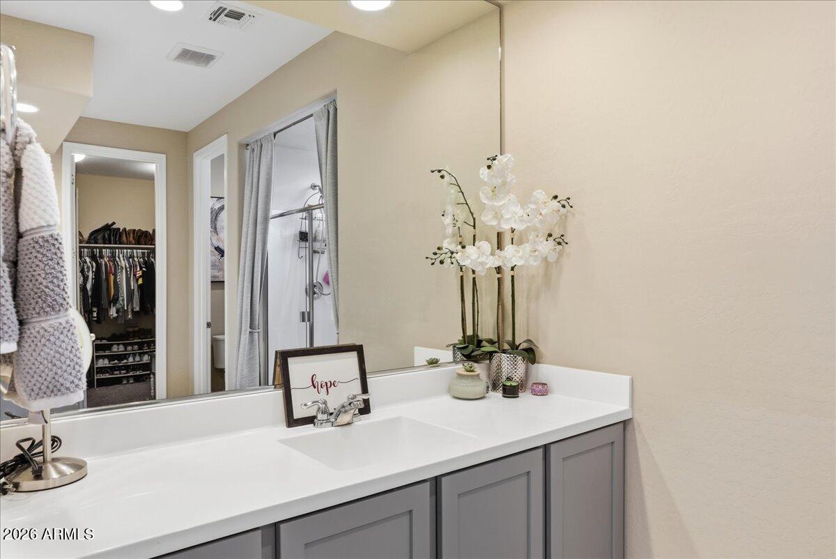 19861 W BUCHANAN Street