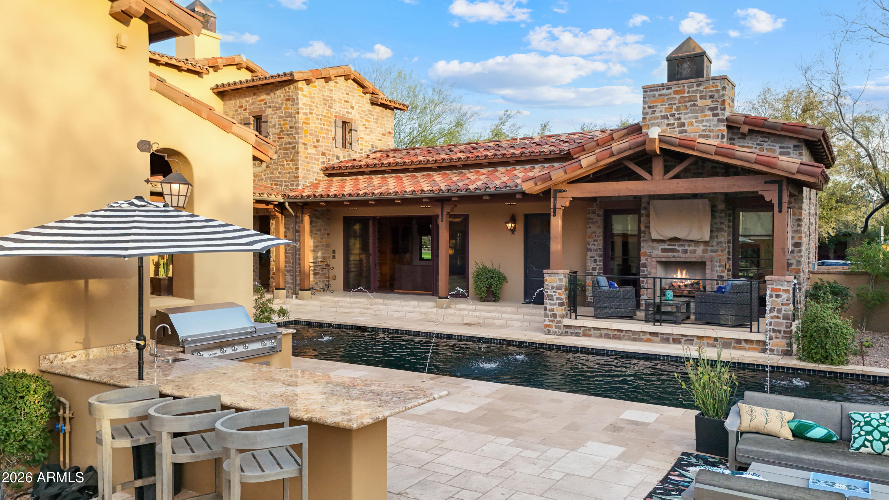 10244 E WINDRUNNER Drive