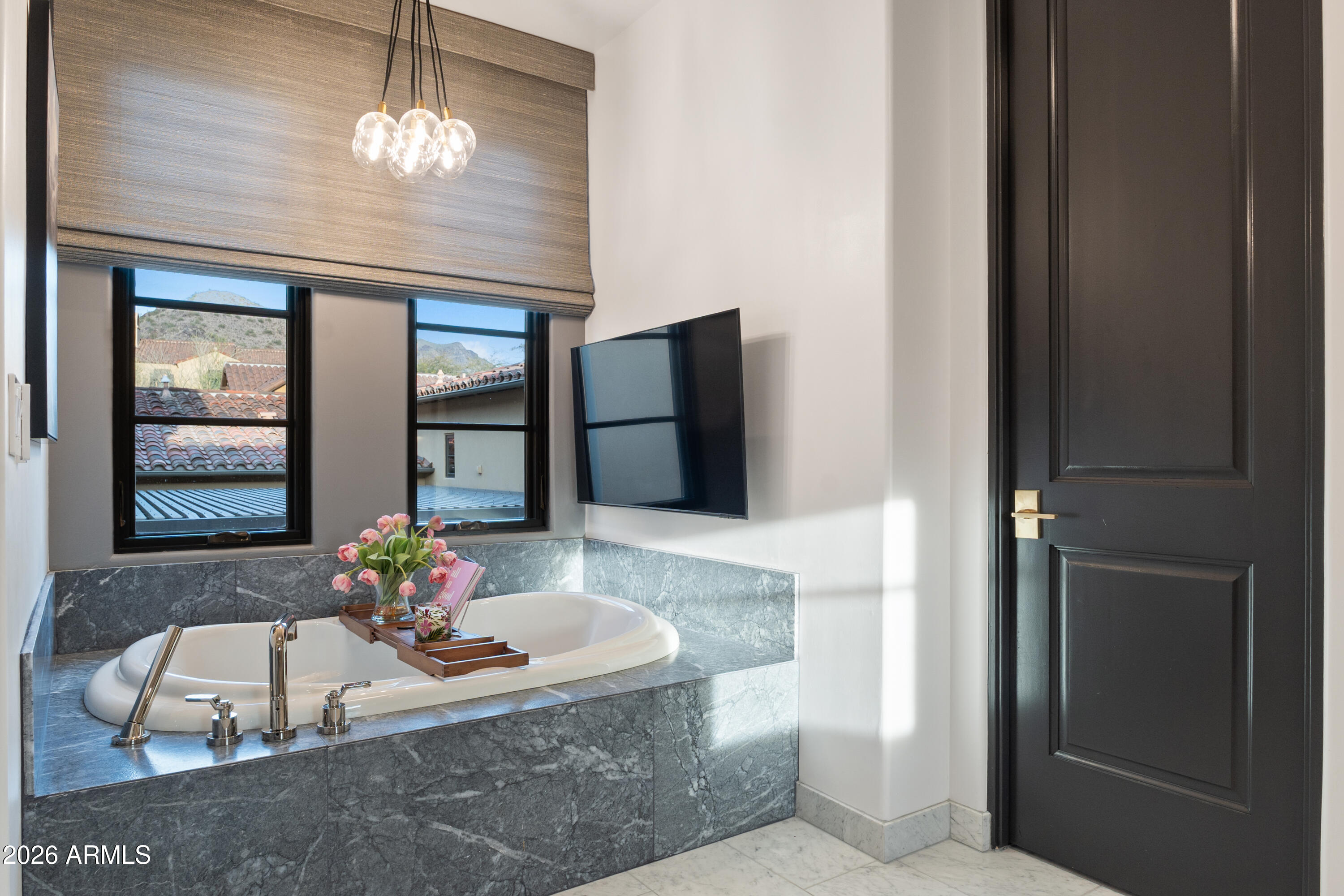 10244 E WINDRUNNER Drive