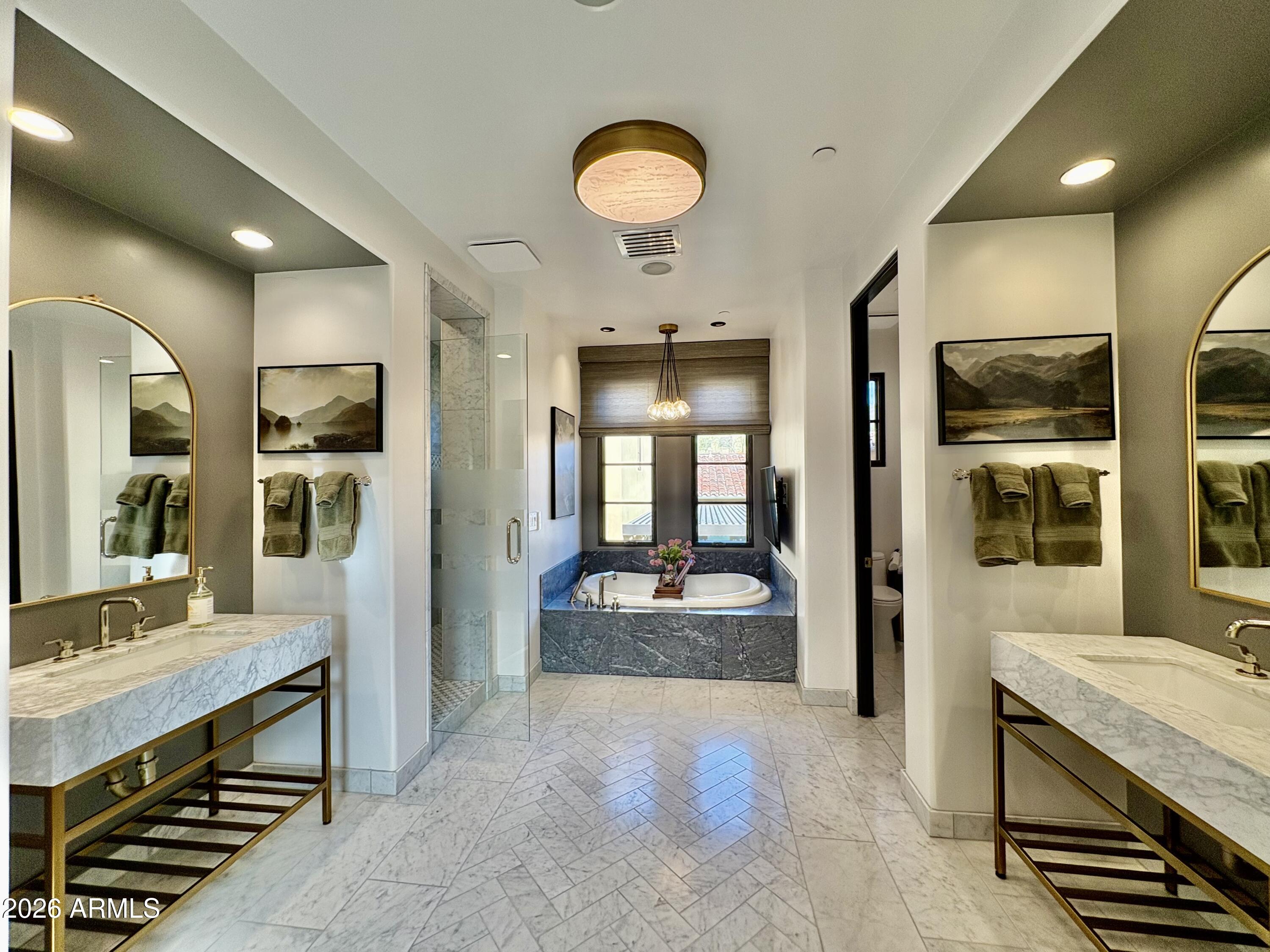 10244 E WINDRUNNER Drive