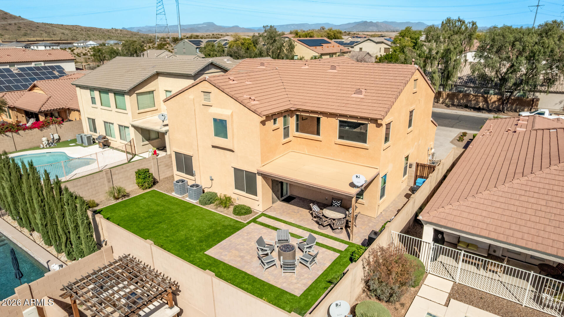 2507 E RUSTLING OAKS Lane