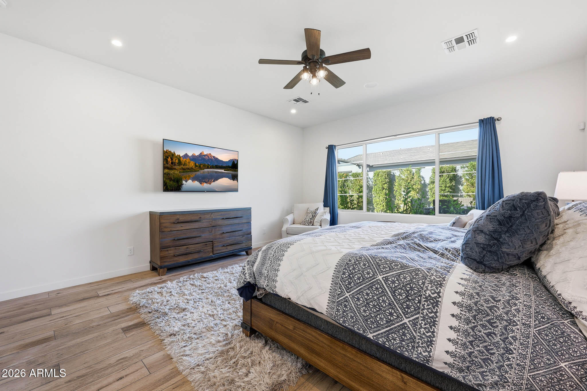 4416 E ROY ROGERS Road