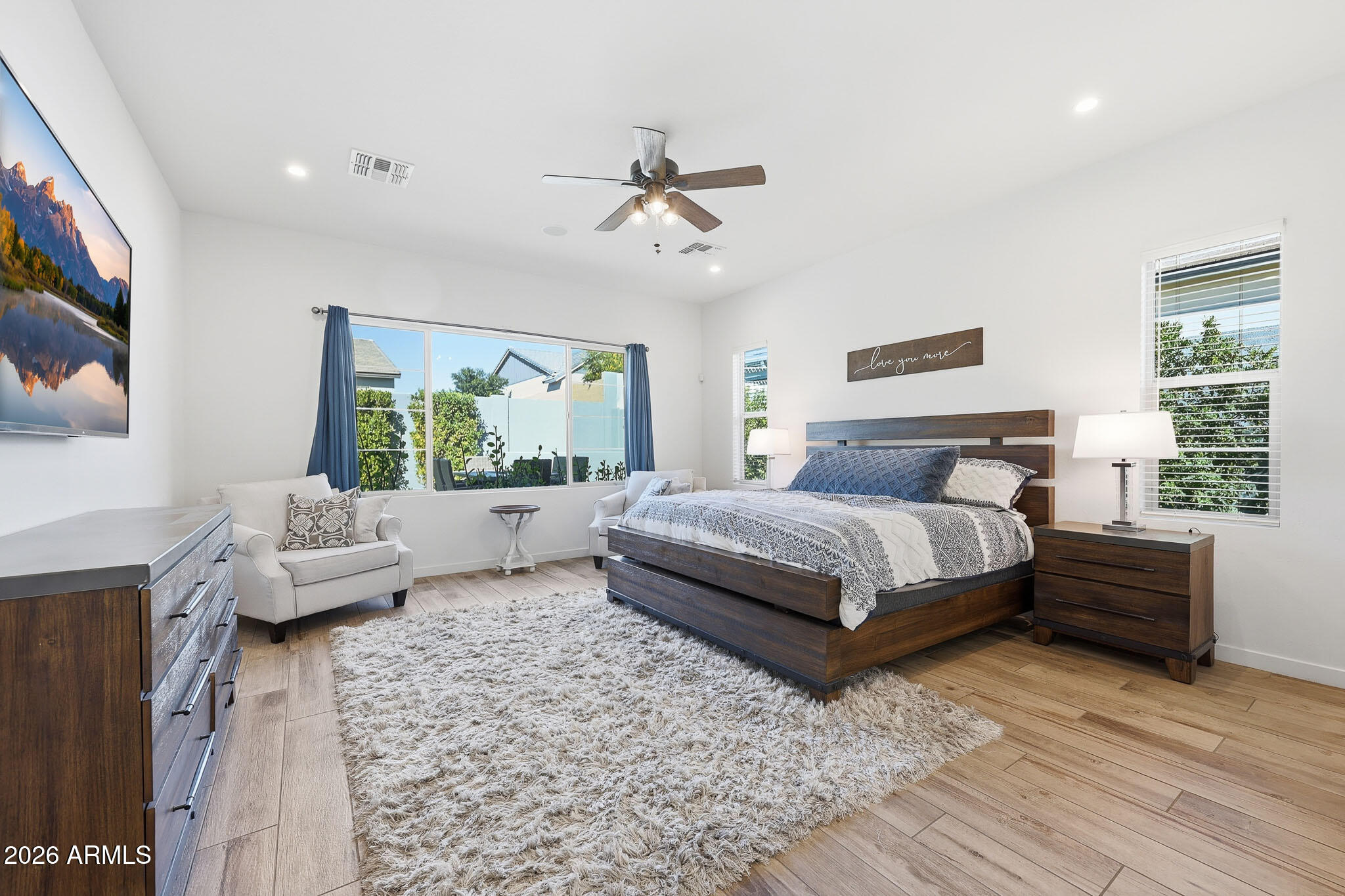 4416 E ROY ROGERS Road