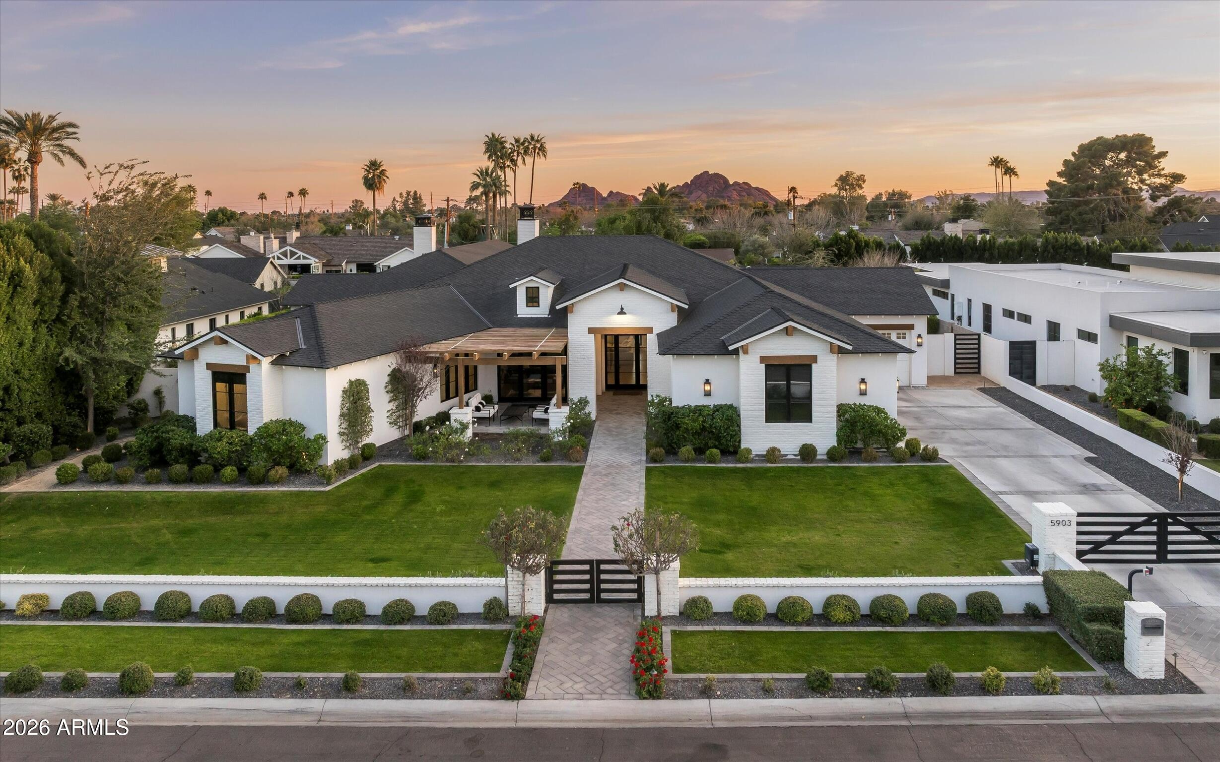 5903 E LAFAYETTE Boulevard