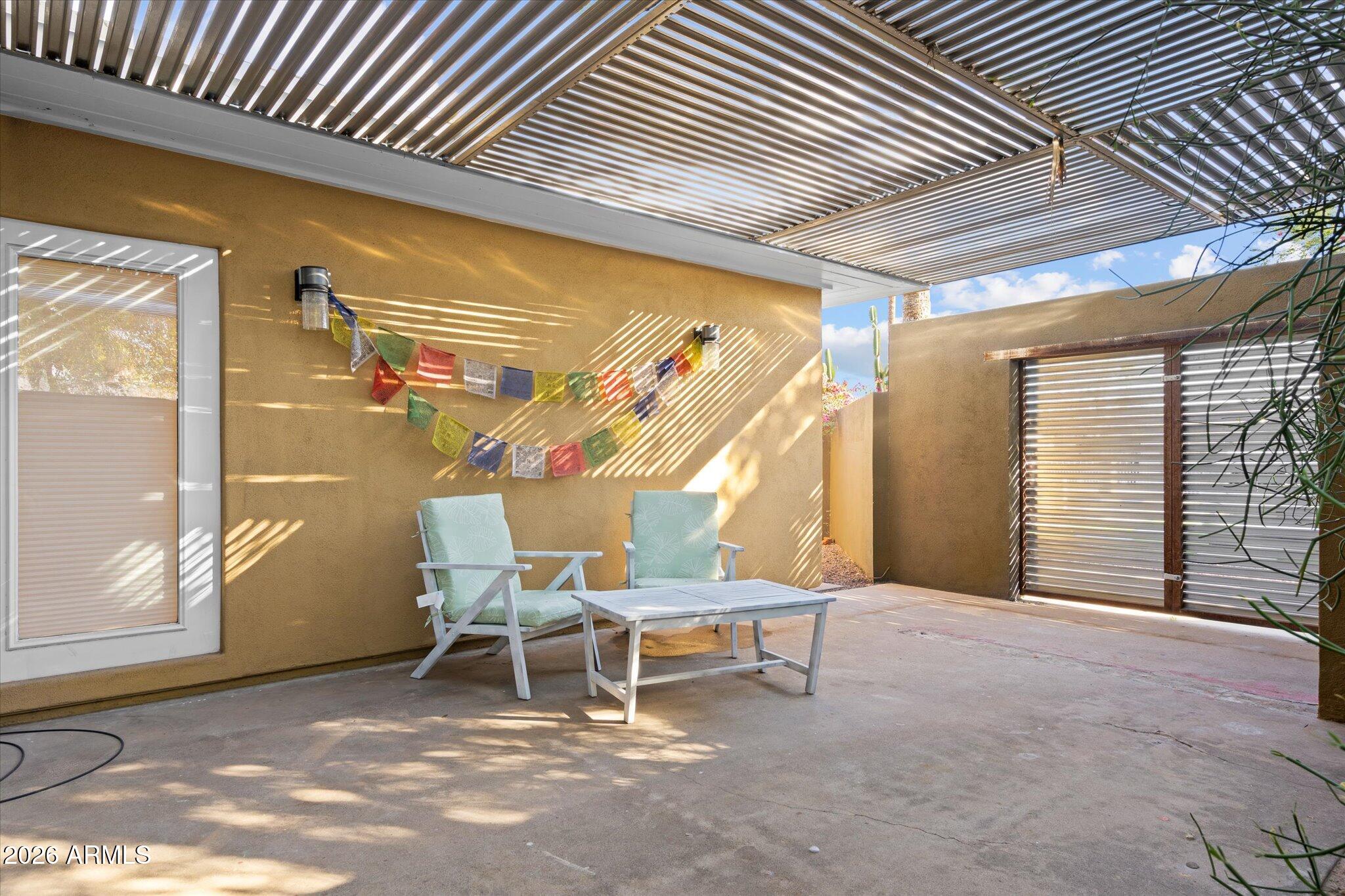 3812 E CORONADO Road