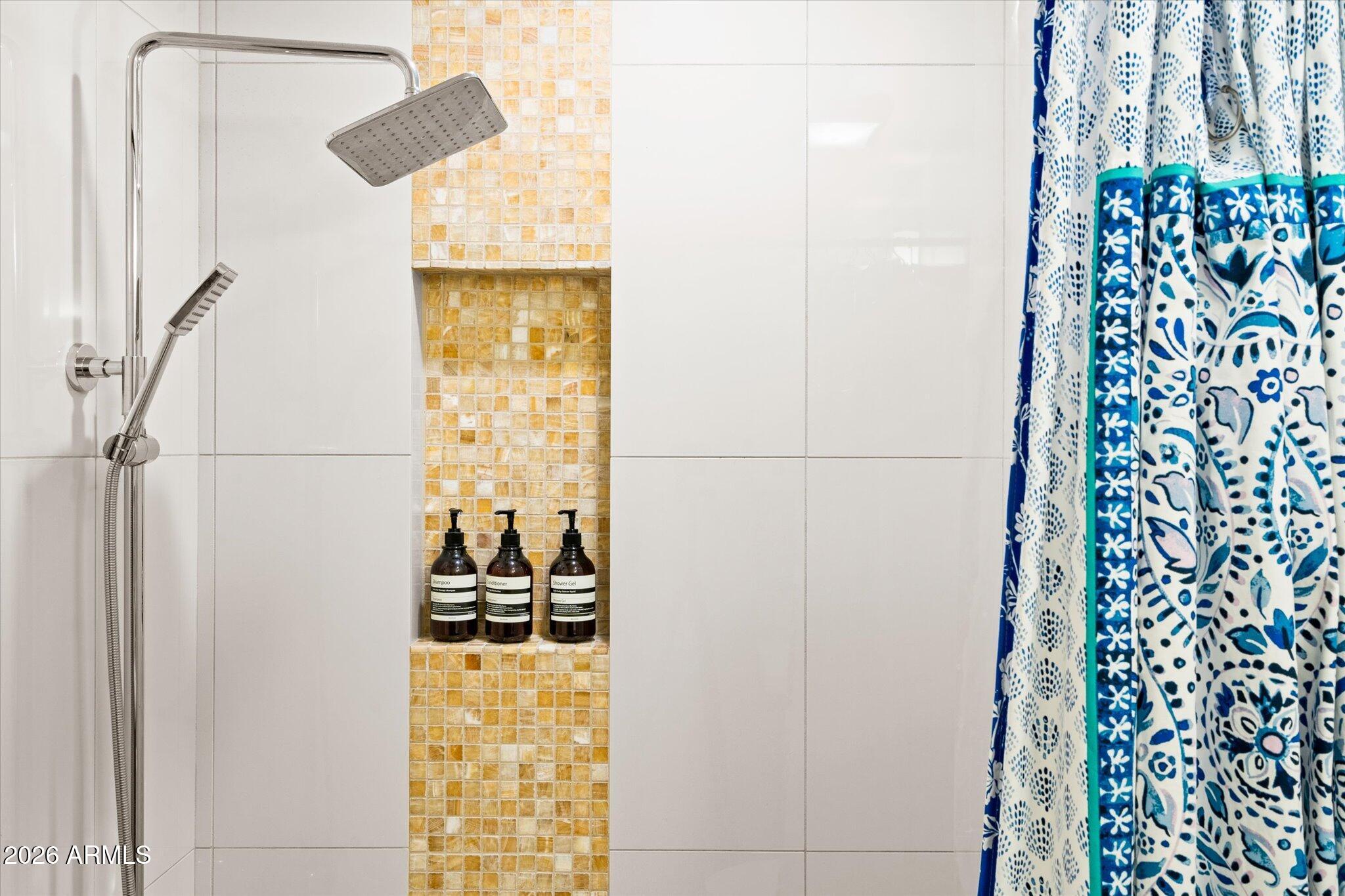 3812 E CORONADO Road