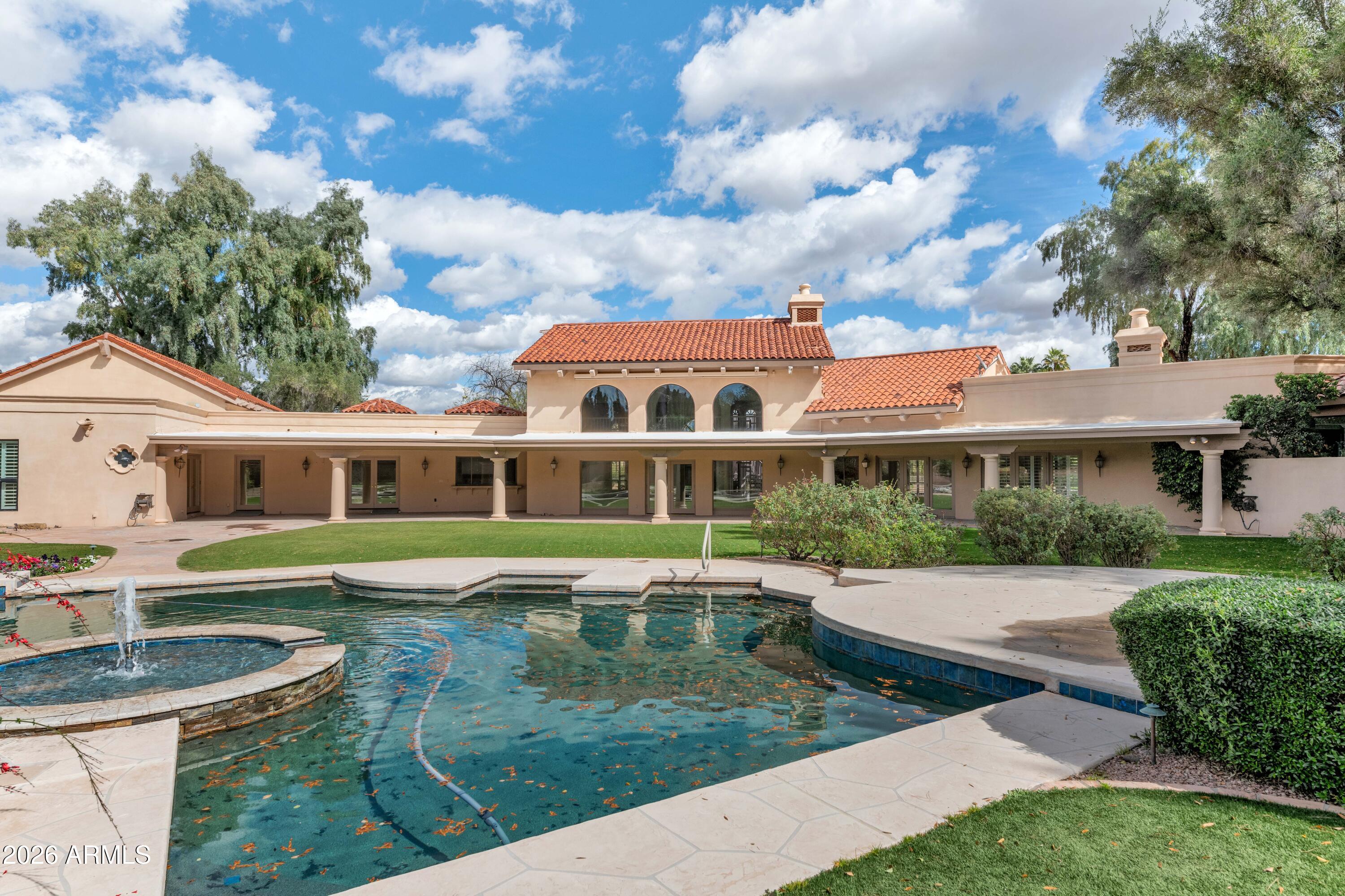 6301 E HUNTRESS Drive 65