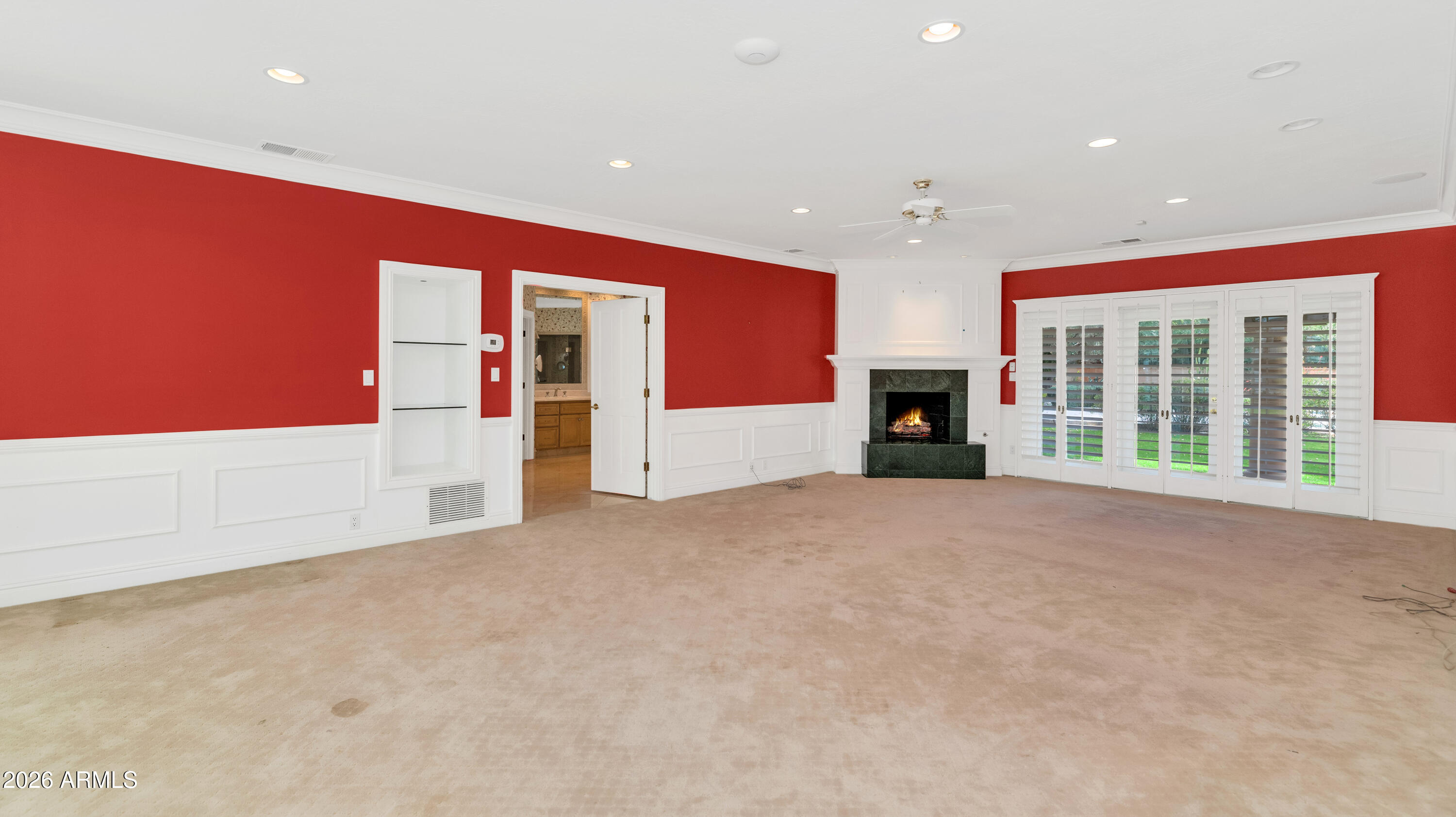 6301 E HUNTRESS Drive