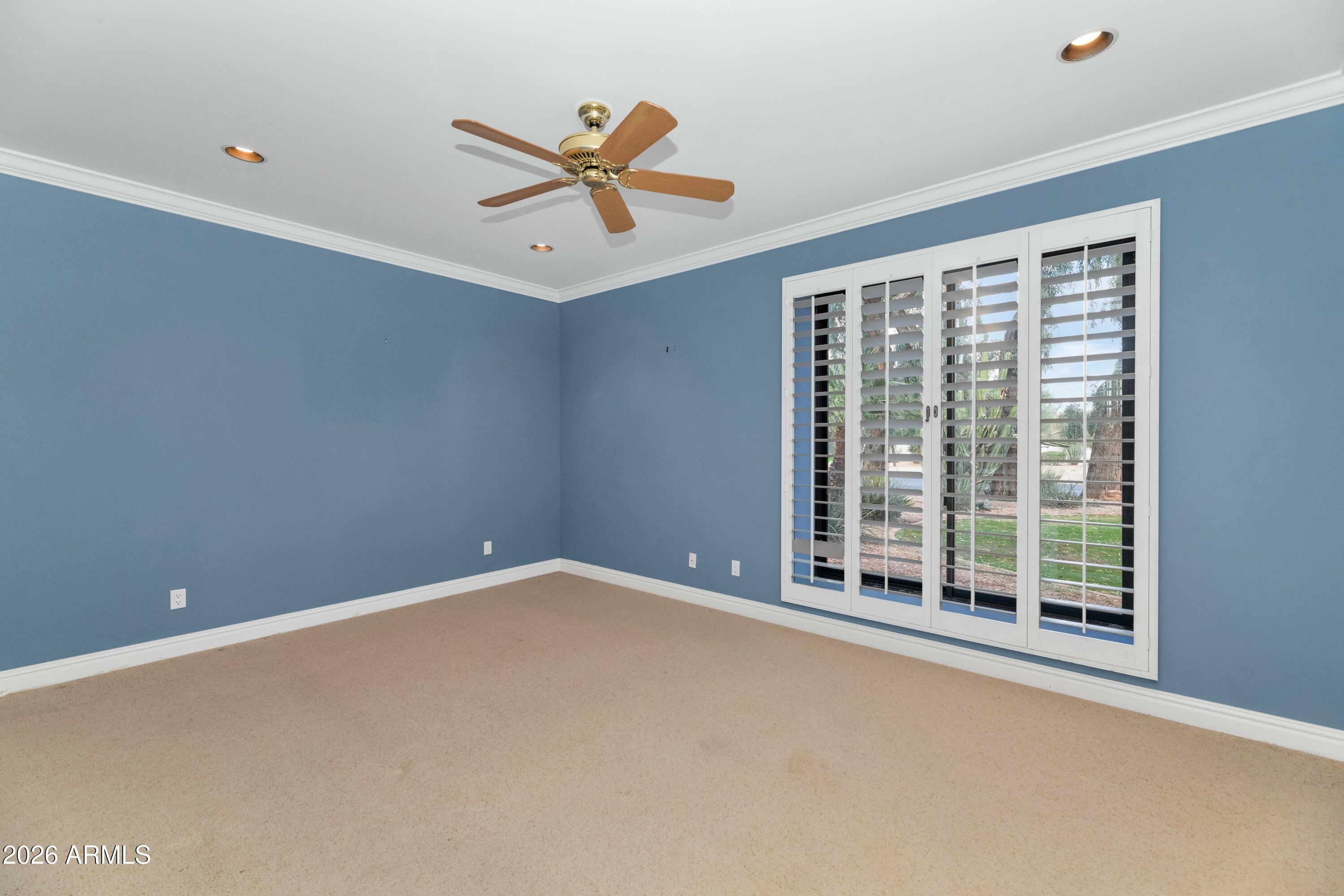 6301 E HUNTRESS Drive