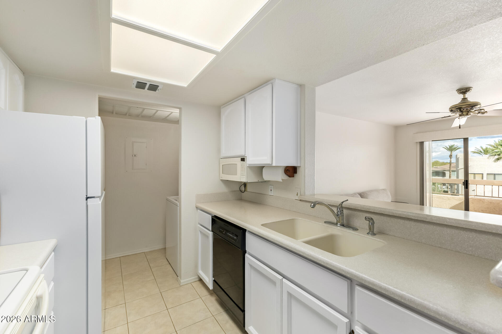 14645 N FOUNTAIN HILLS Boulevard Unit: 220