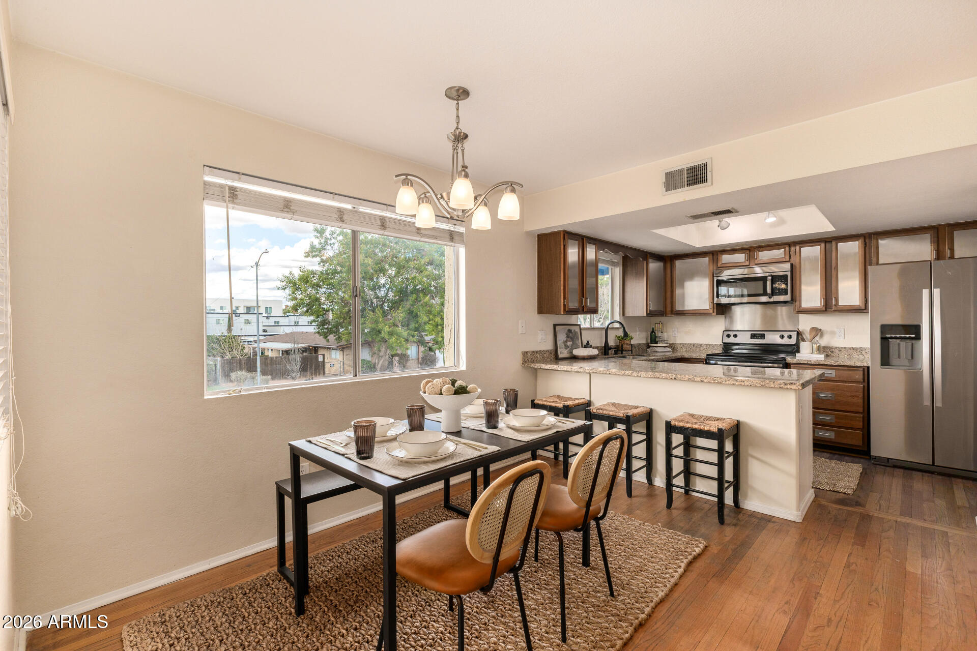 6943 E EARLL Drive 6