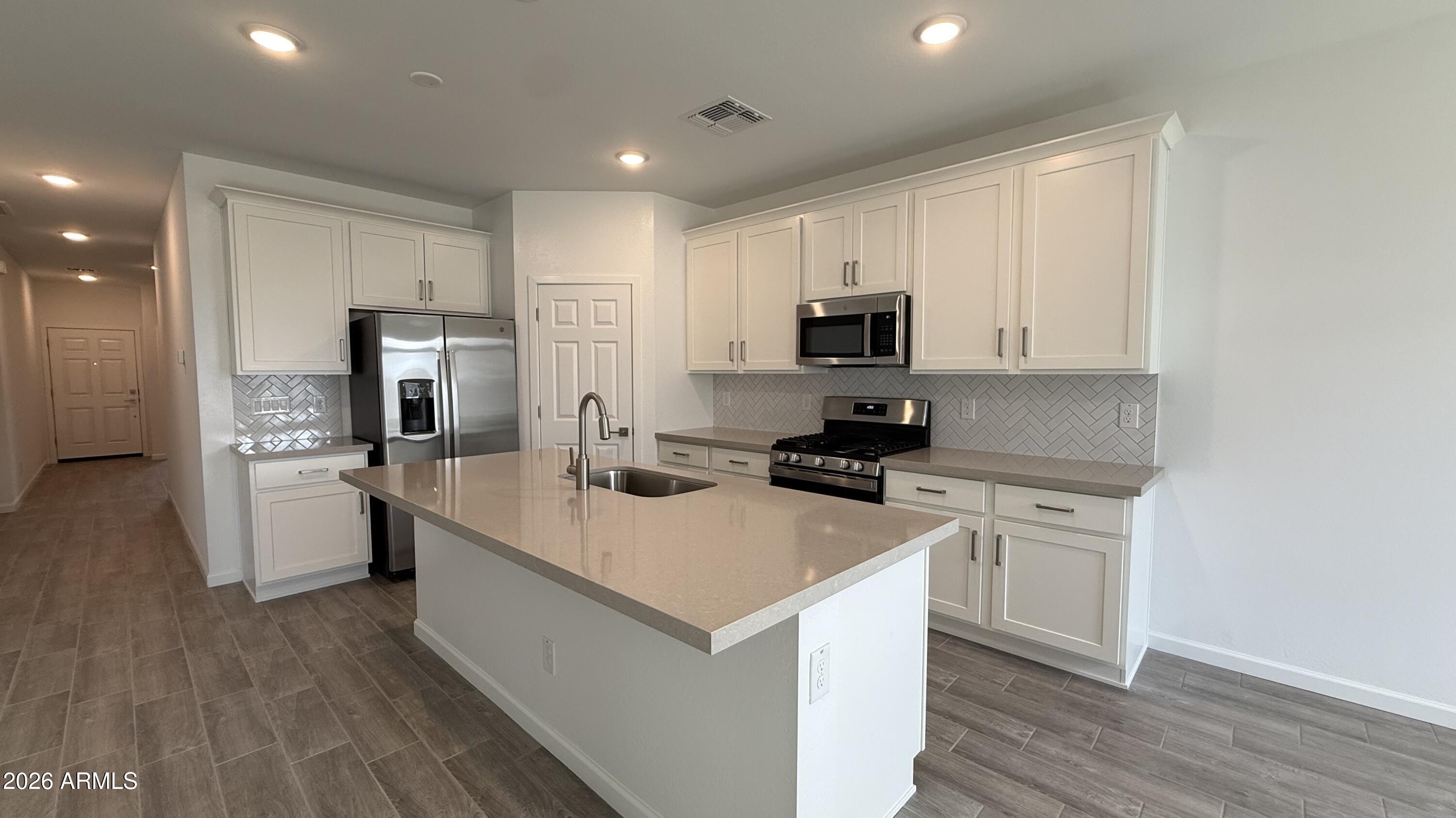 47637 W MOELLER Road