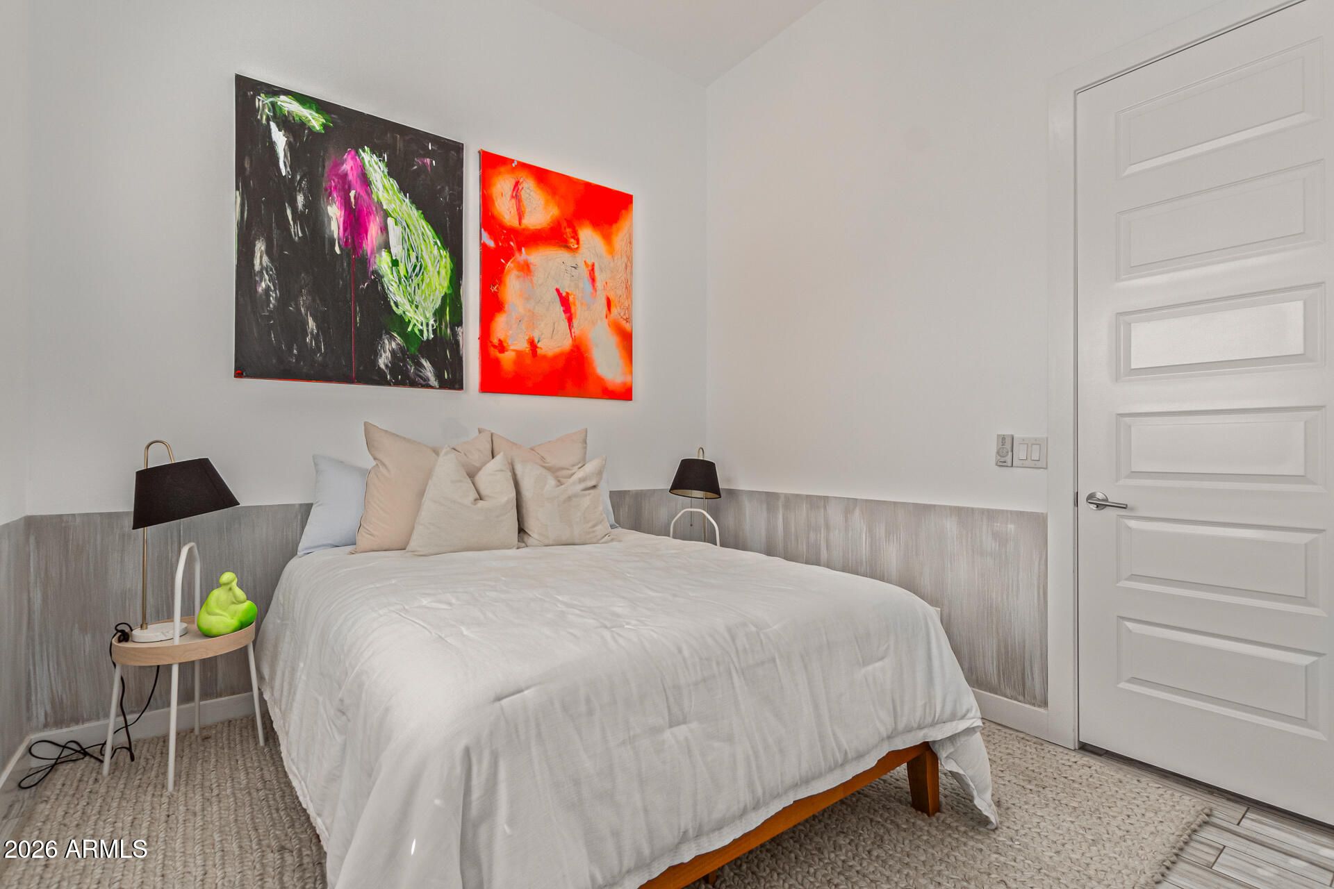 8302 E HEATHERBRAE Drive