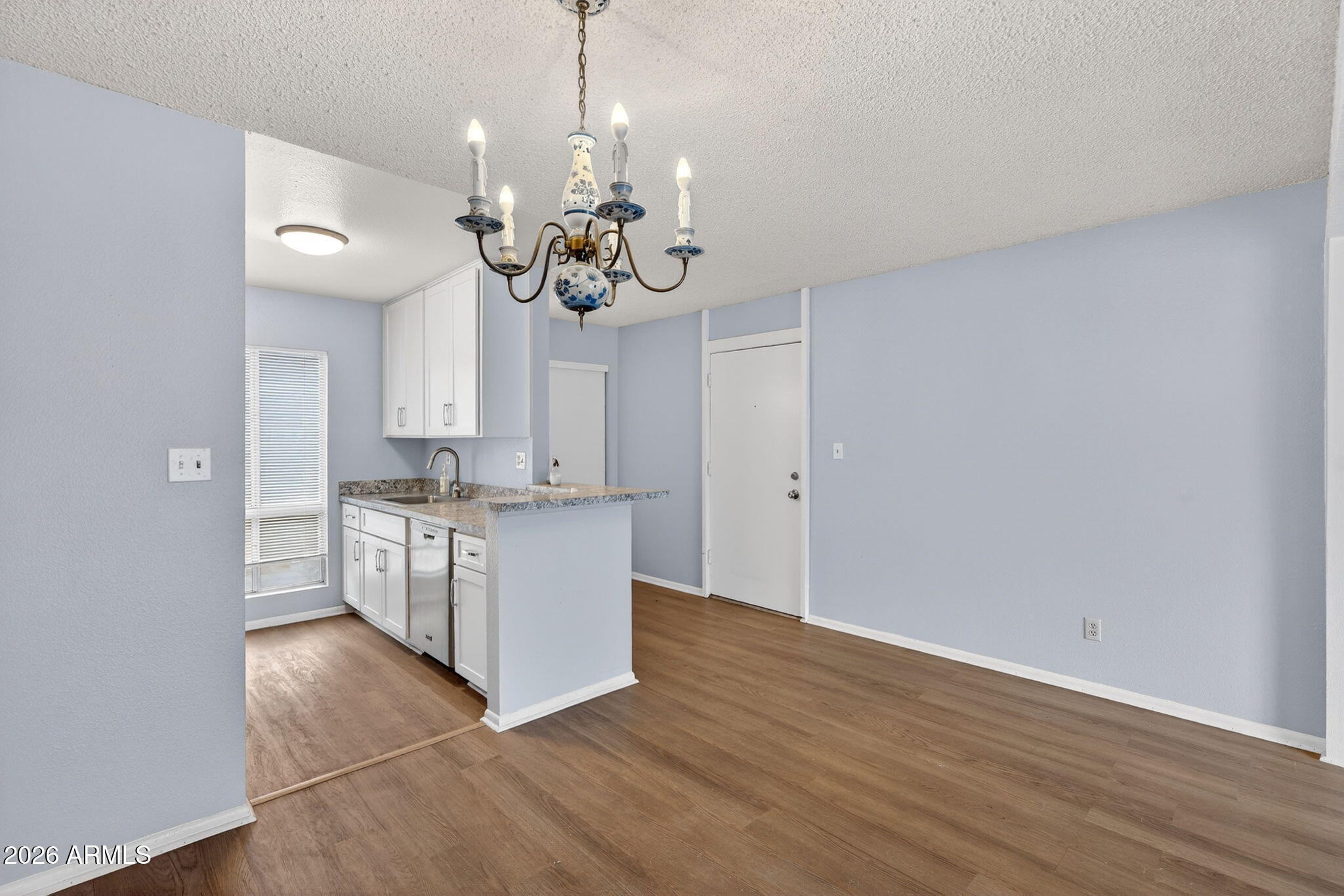 1701 W TUCKEY Lane 206