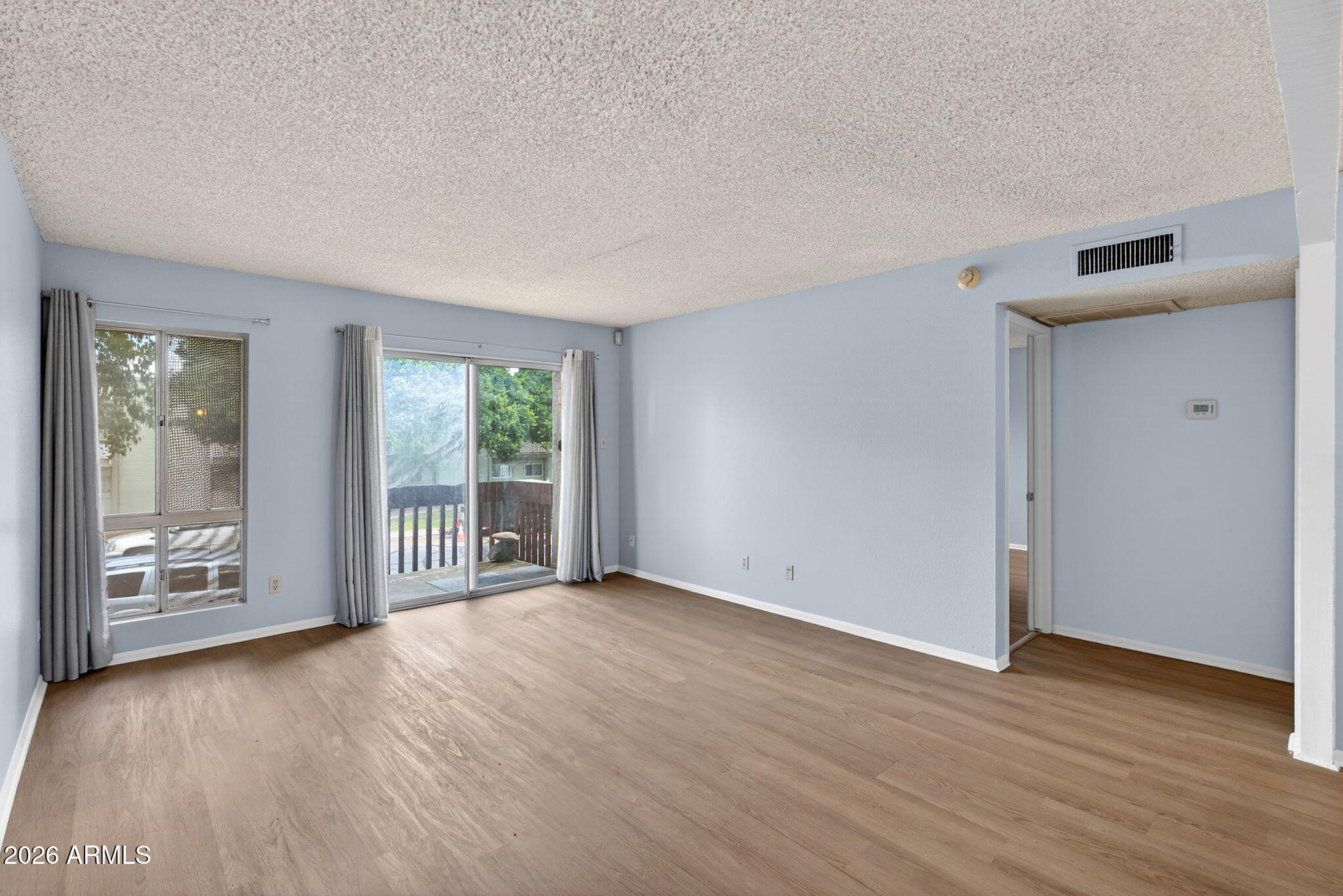 1701 W TUCKEY Lane 206