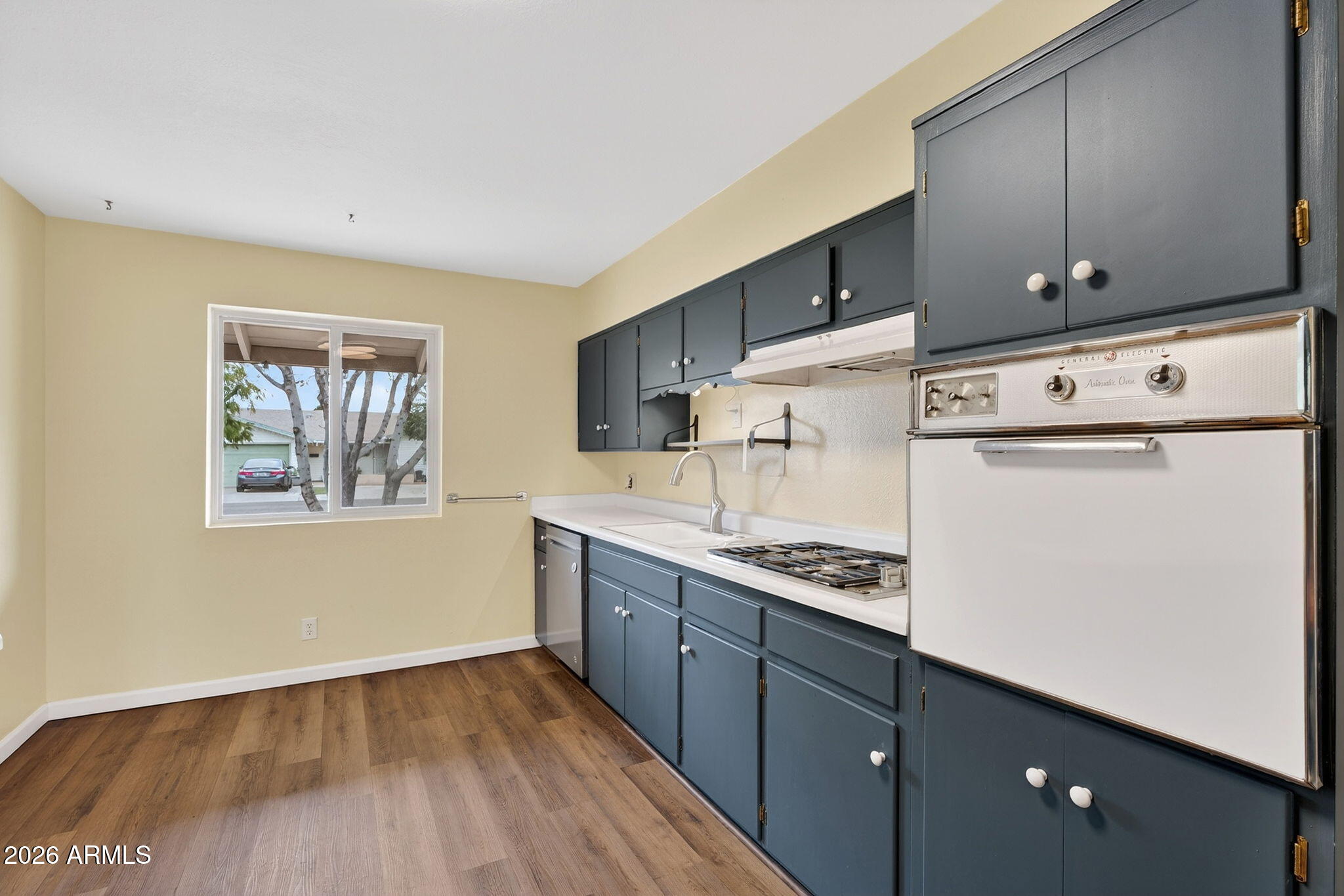 3608 W GARDENIA Avenue