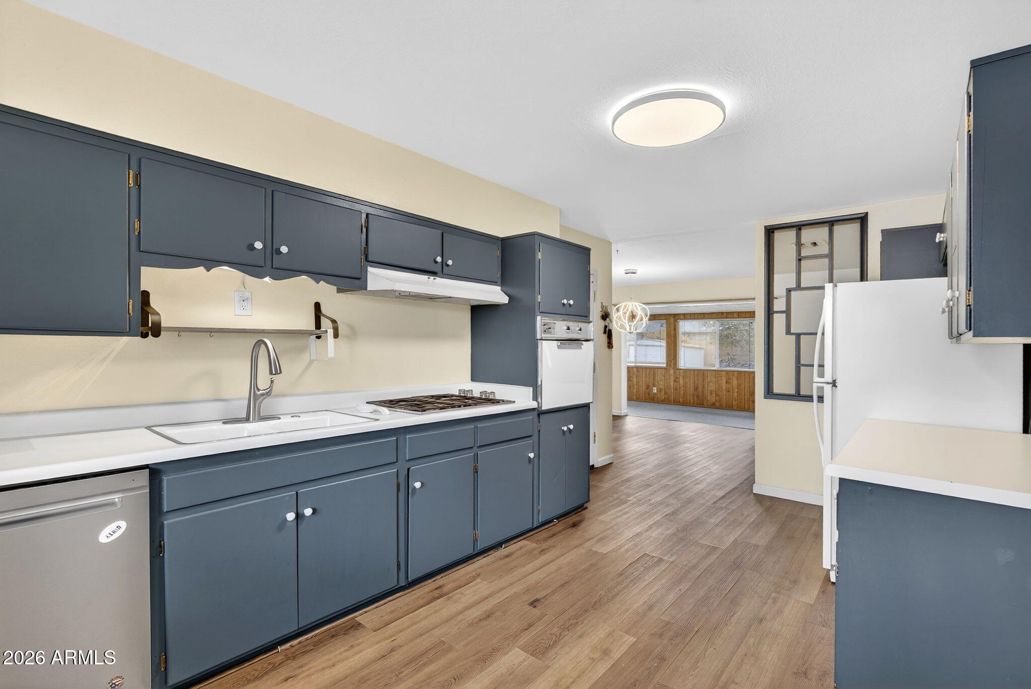 3608 W GARDENIA Avenue