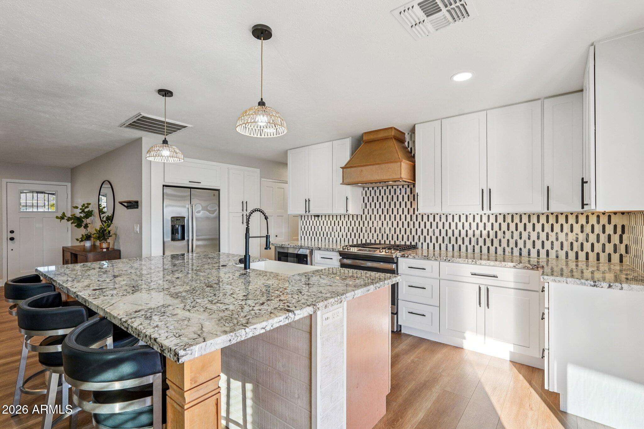 7339 E WILSHIRE Drive